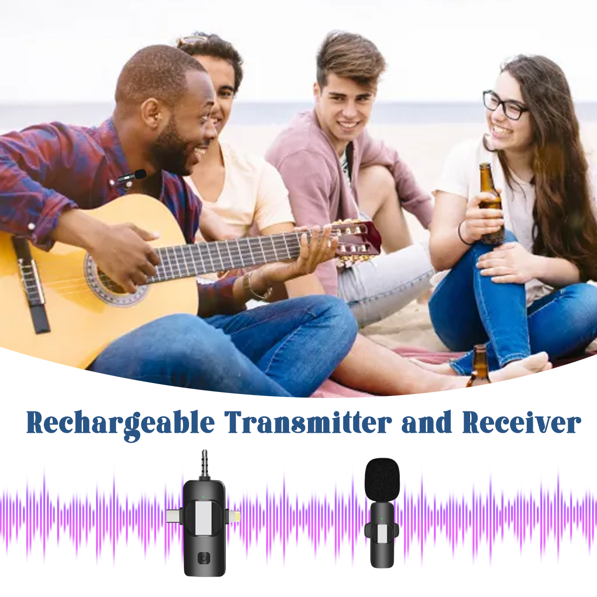 Freundesgruppe am Strand, einer spielt Gitarre. Wiederaufladbarer Sender und Empfänger unten gezeigt.