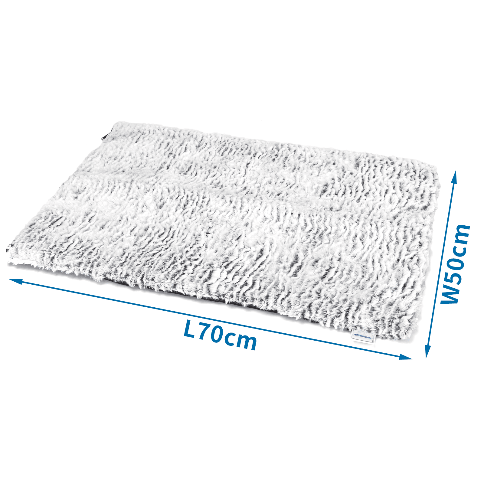 Una alfombra rectangular y peluda para mascotas de color blanco, con dimensiones: 70 cm de largo, 50 cm de ancho.