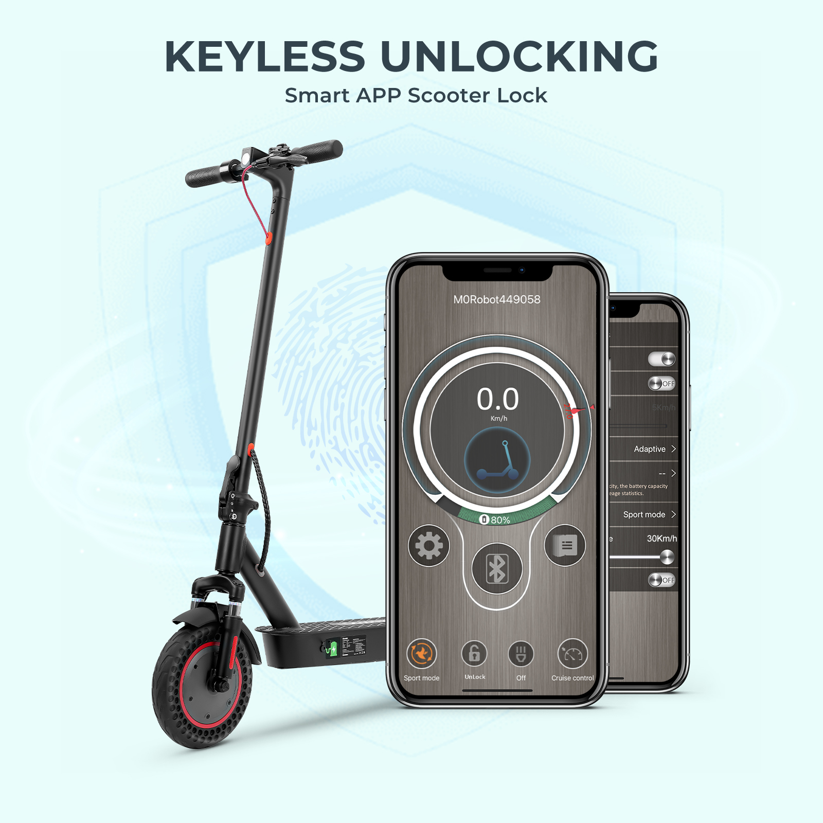 Scooter elettrico nero con telefono che mostra velocità e controlli. Sfondo bianco.
