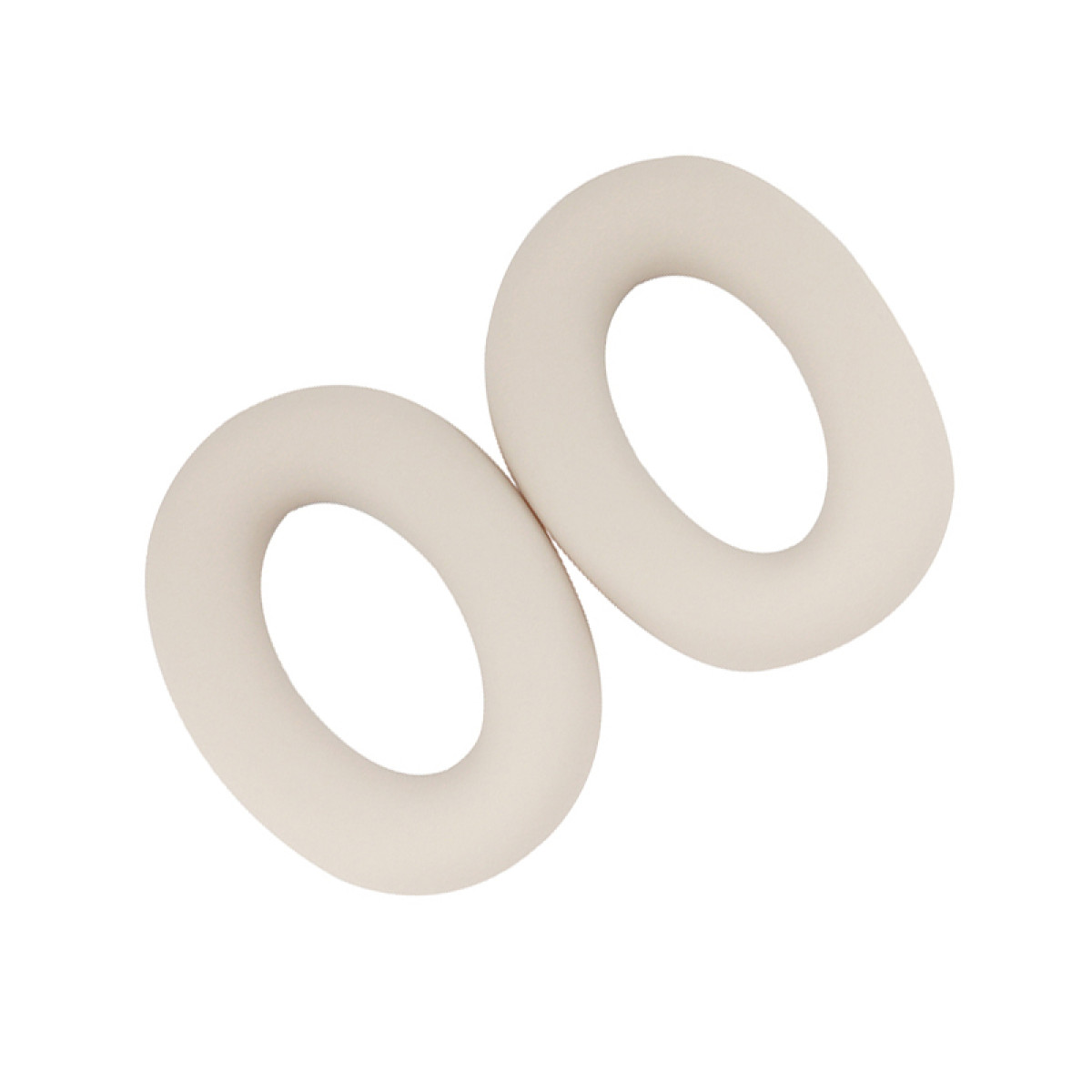 Twee witte ovale oorkussens.