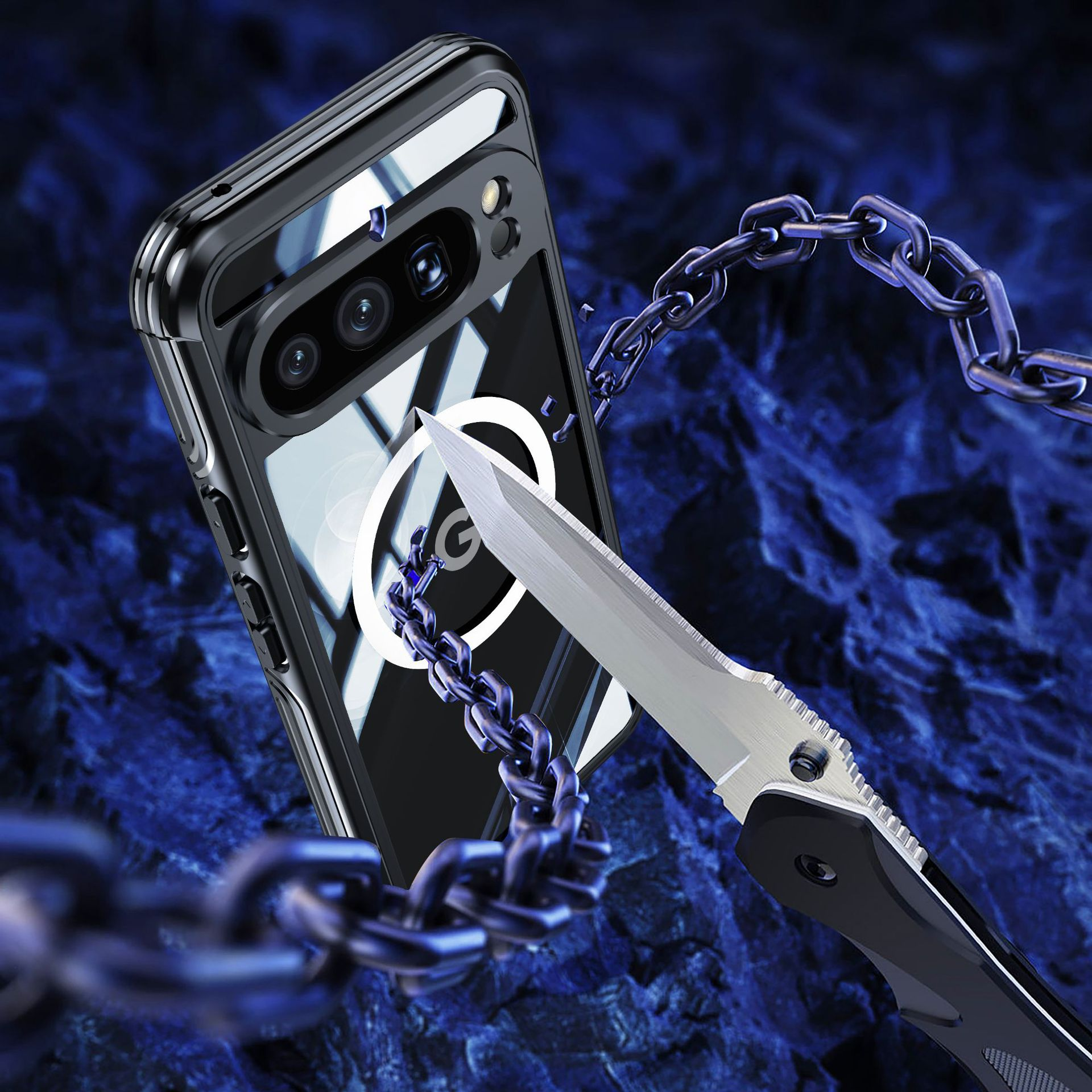 Custodia per telefono con telefono all'interno tagliato da un coltello. Una catena avvolge.