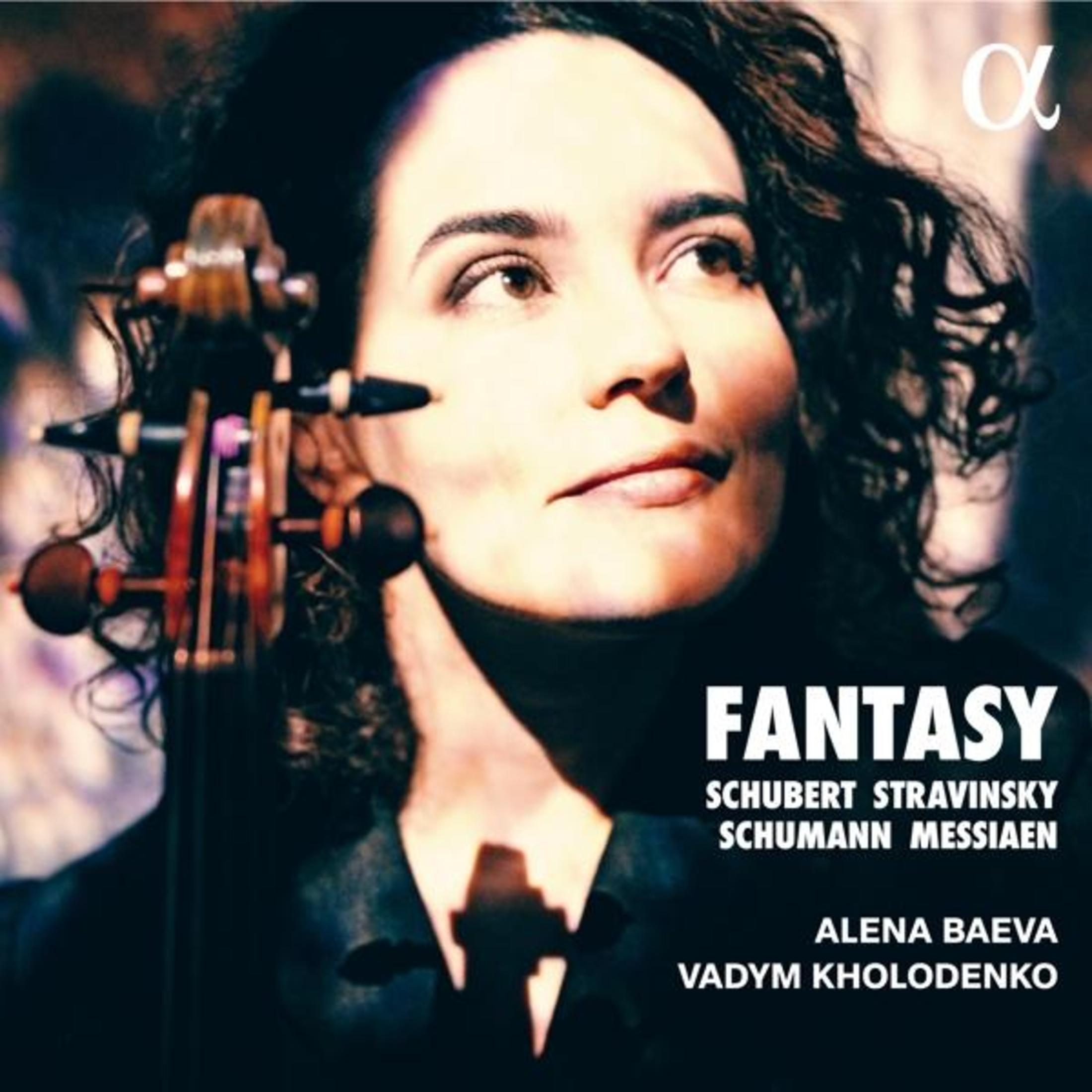 Copertina dell'album Fantasy. Donna con un violino, che guarda in alto. Sfondo scuro con titolo dell'album e nomi degli artisti.