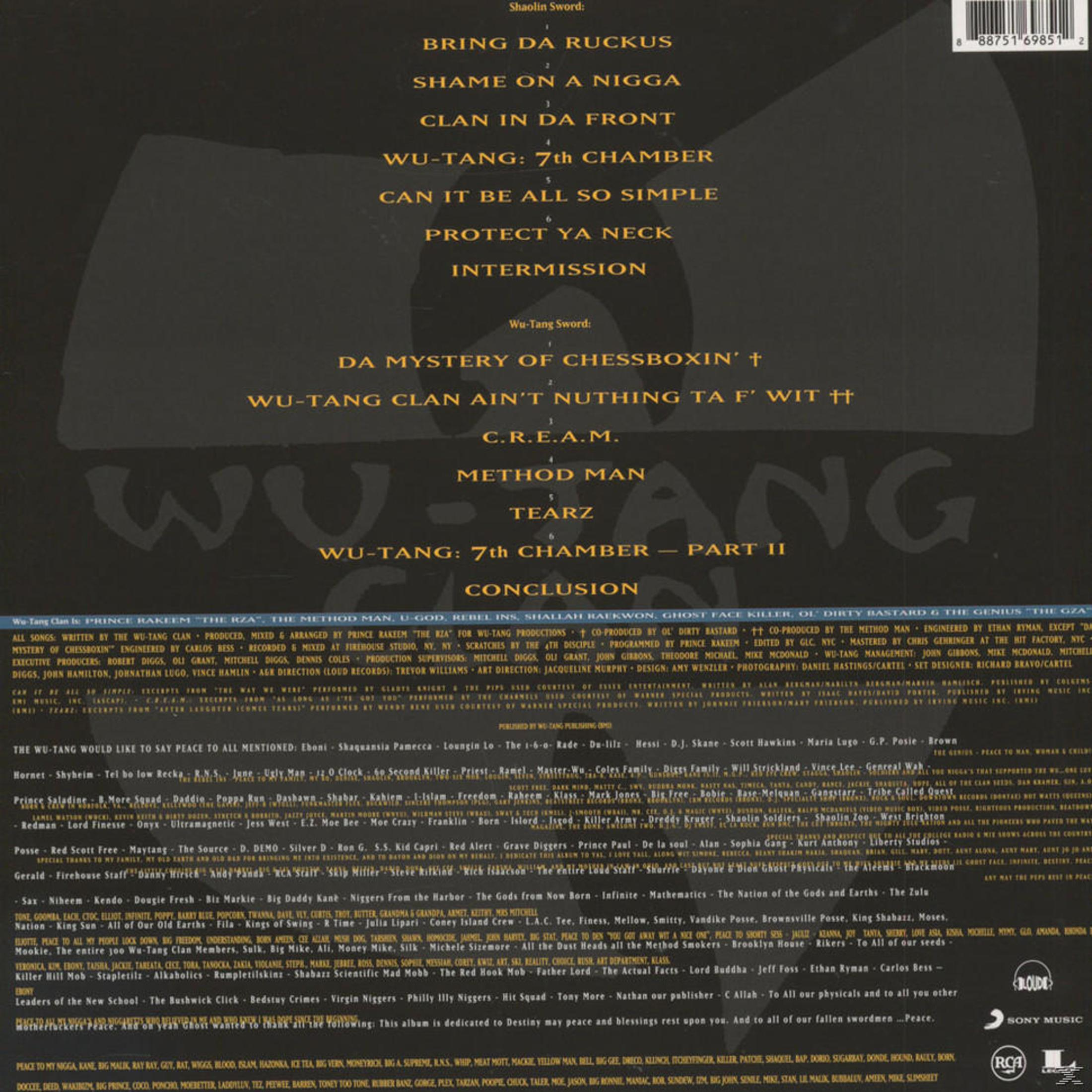 Contraportada del álbum con títulos de canciones y texto. Fondo negro.