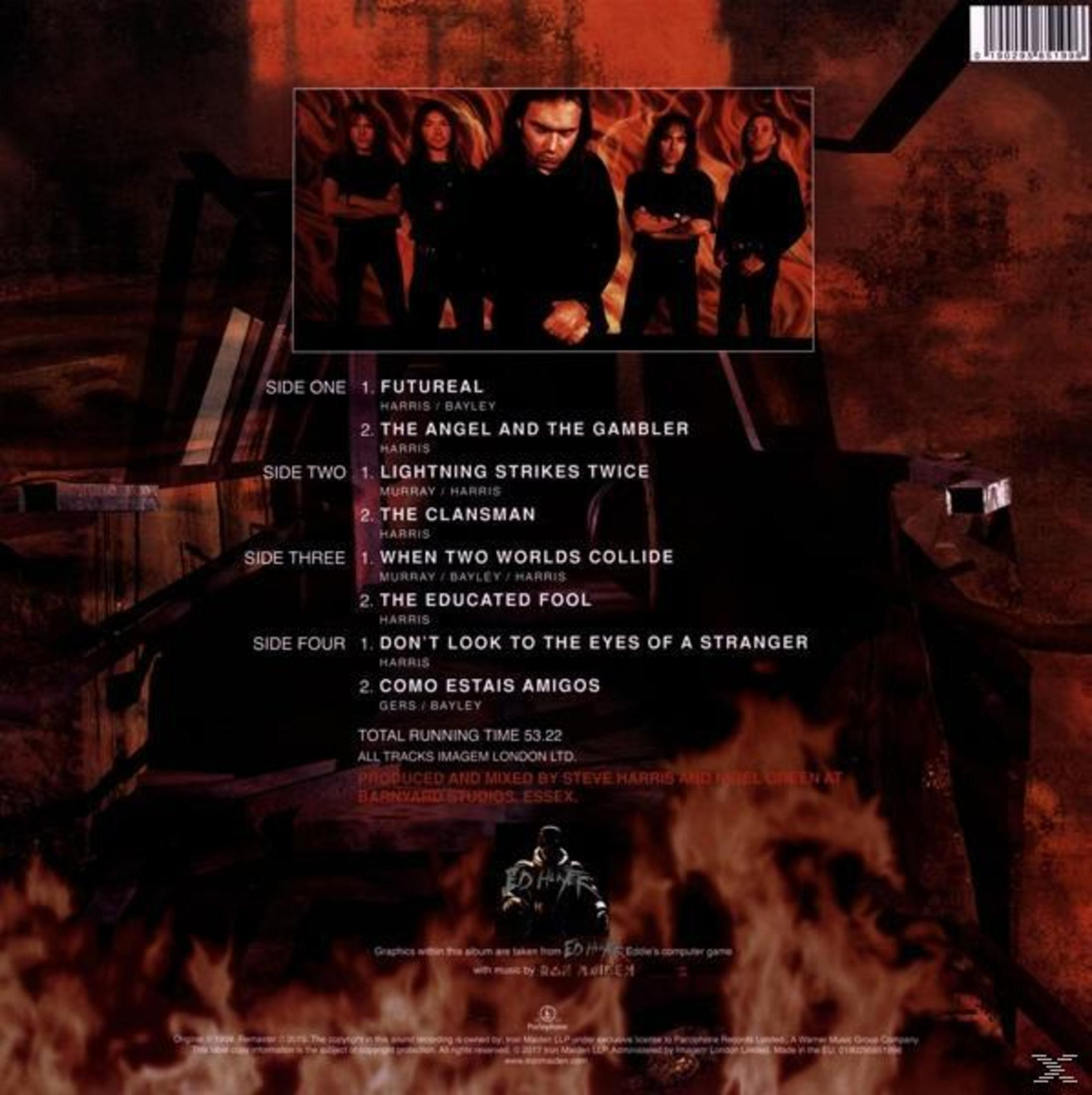 Retro copertina album: Elenco tracce e foto della band su sfondo infuocato.