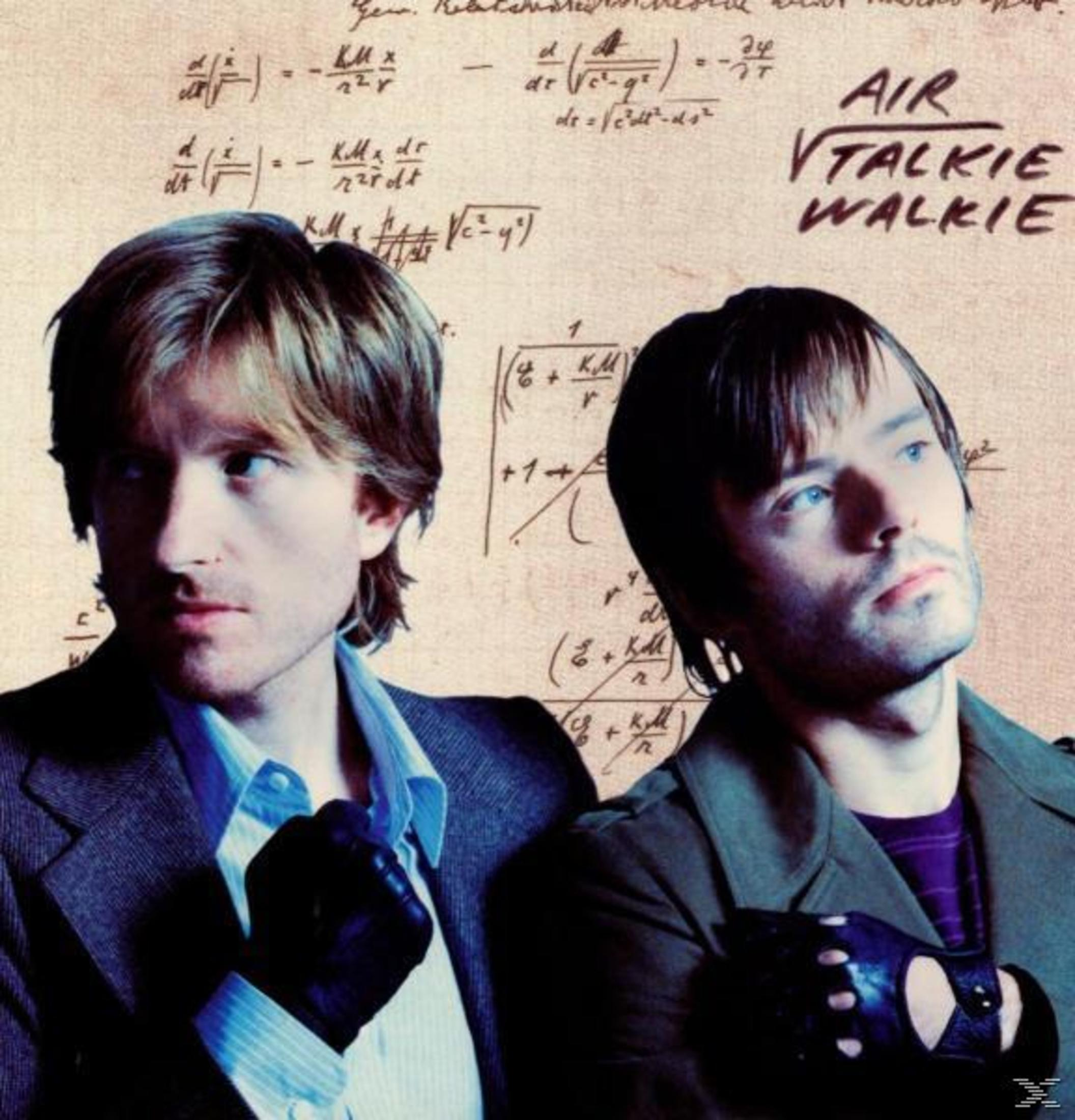 Copertina dell'album con due uomini che guardano in alto, con equazioni matematiche sullo sfondo.