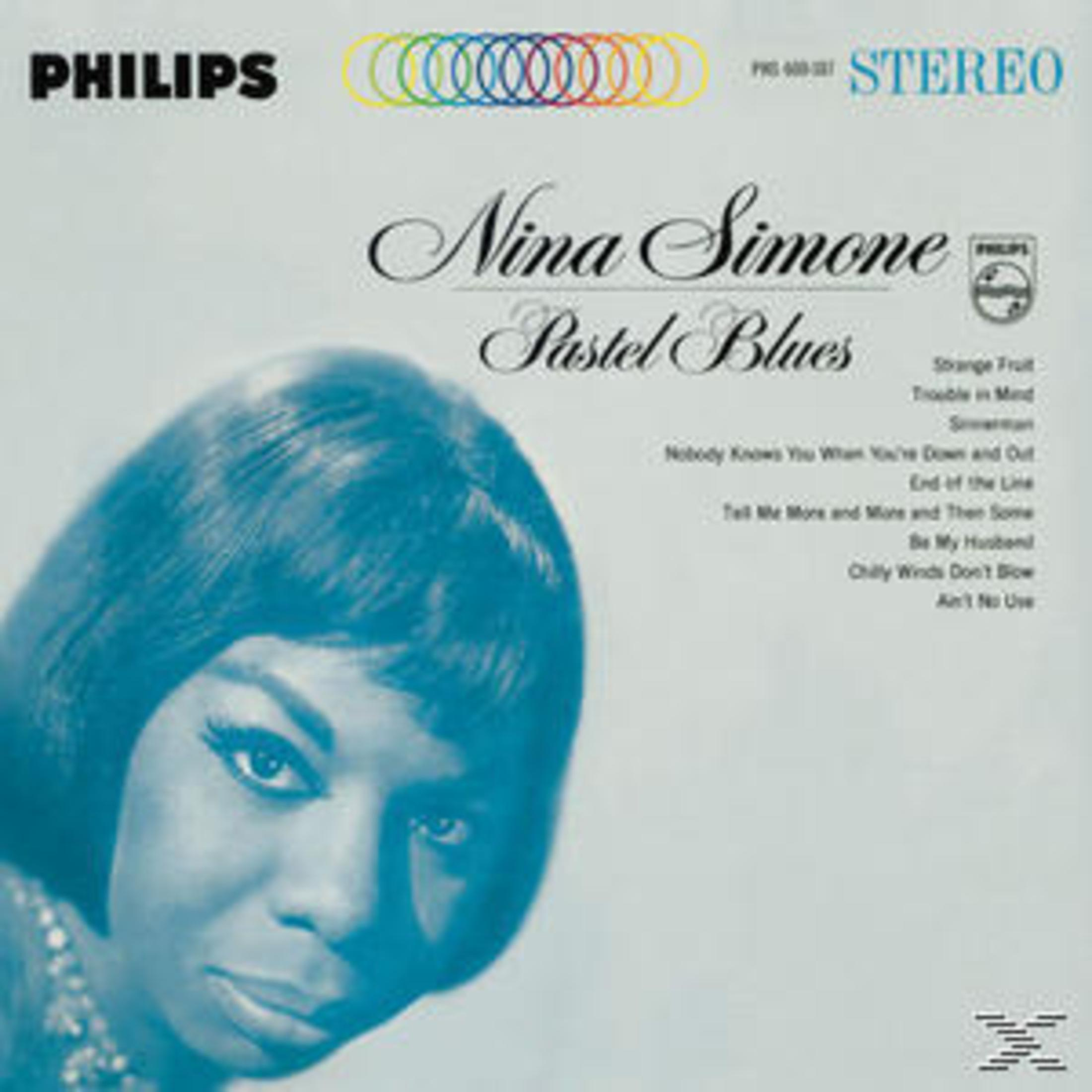 Copertina dell'album di Nina Simone, con il suo nome e il titolo dell'album e l'elenco dei brani su sfondo azzurro.