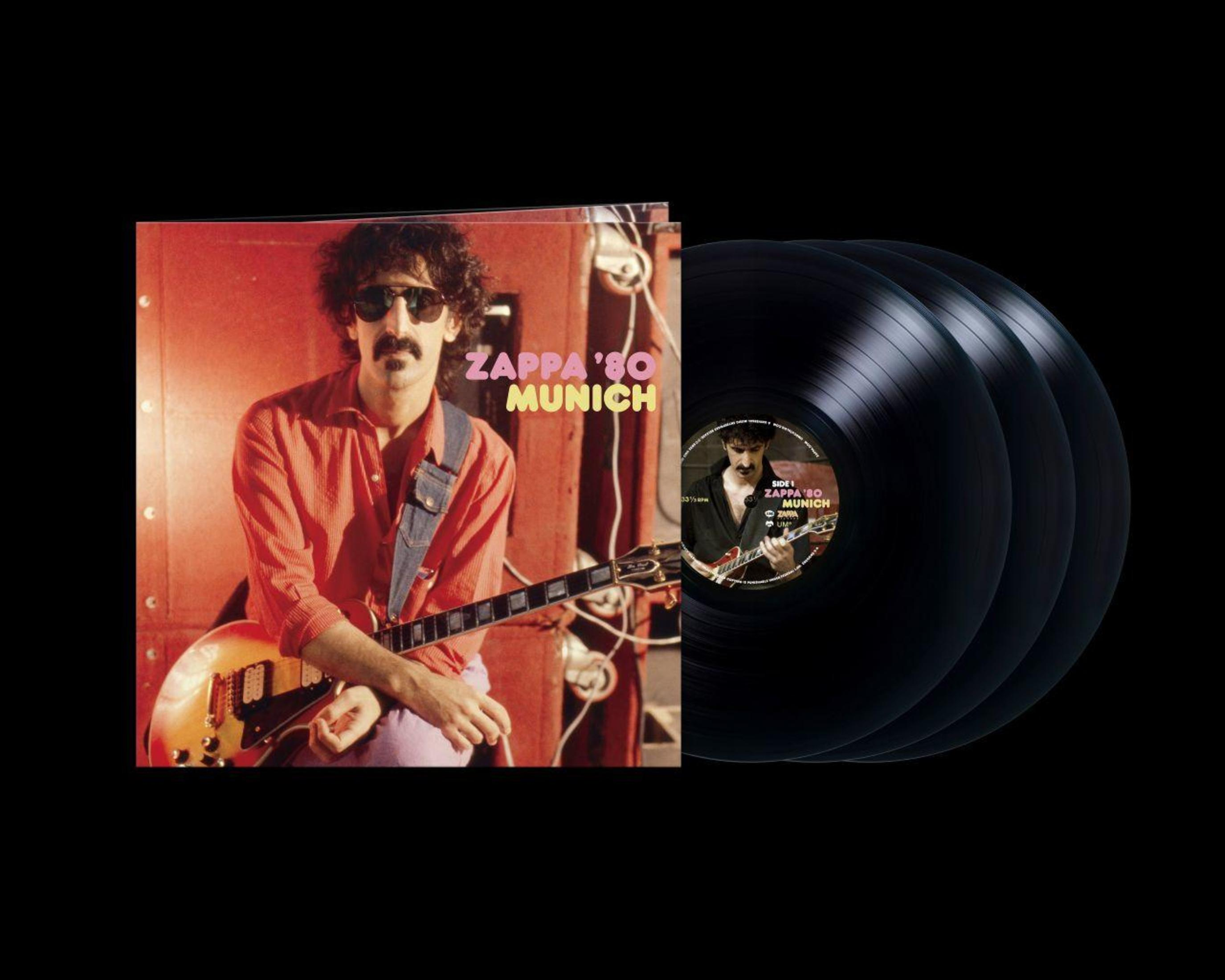 Frank Zappa auf dem Albumcover mit Gitarre. Drei Schallplatten rechts.