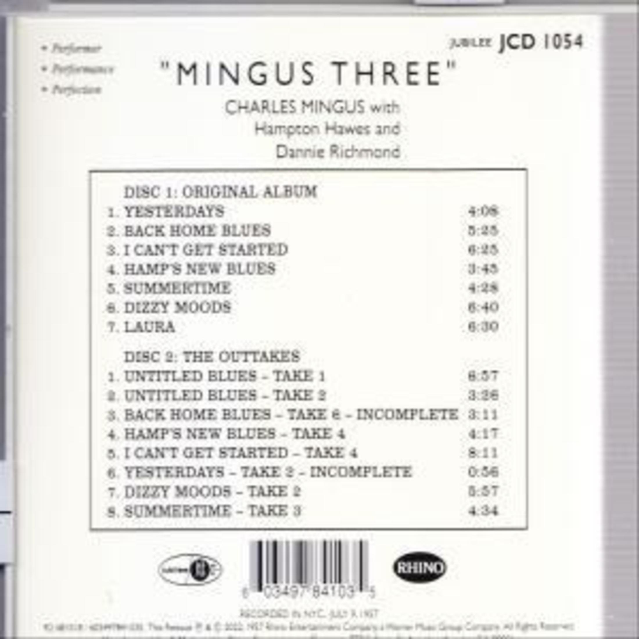 Album con tracklist, bianco e nero, con i nomi.