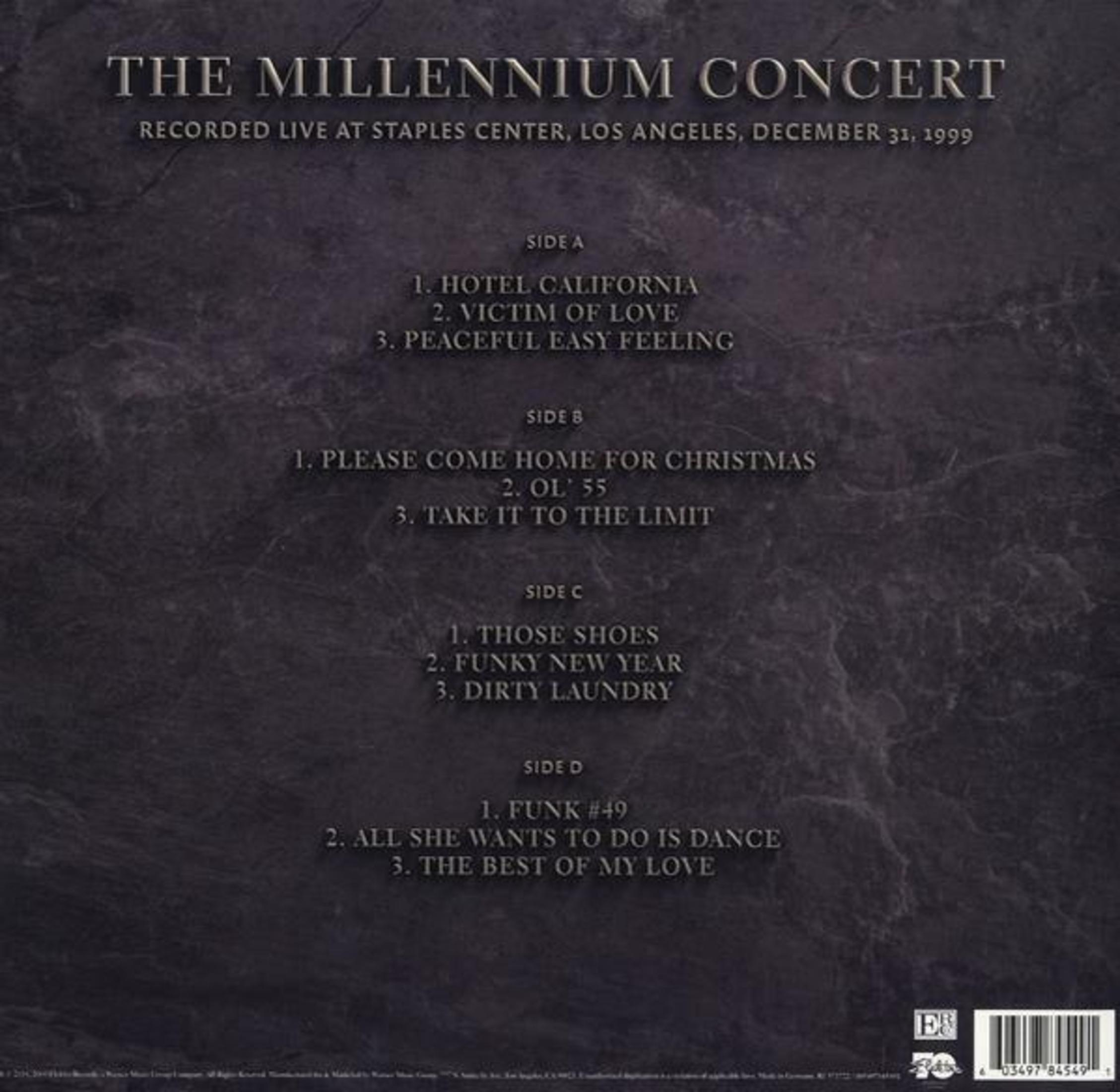 De albumhoes van The Millennium Concert. Zwarte achtergrond met songlijsten.