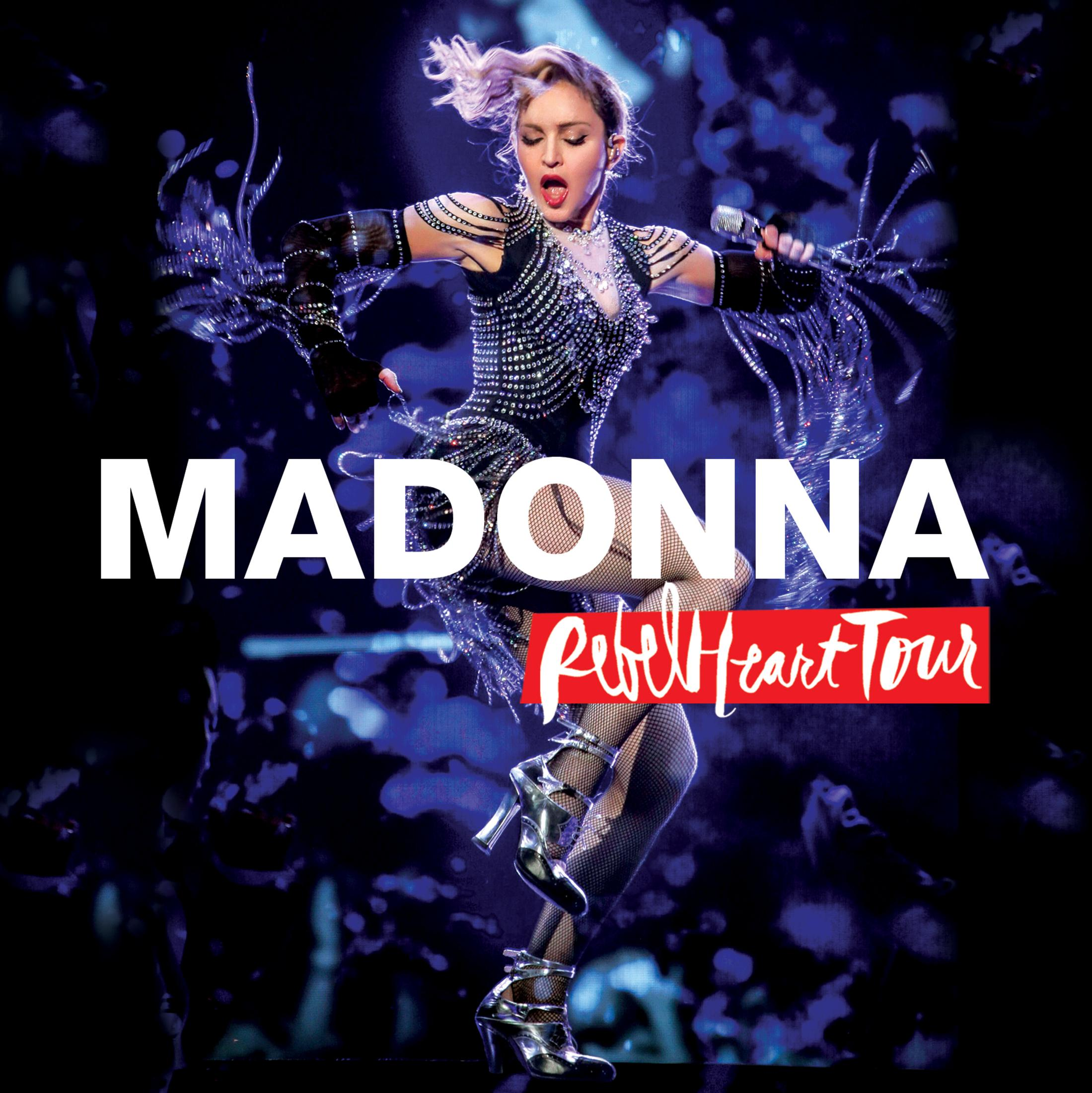 Pochette d'album, Madonna Rebel Heart Tour, Madonna se produisant sur scène avec superposition de texte.