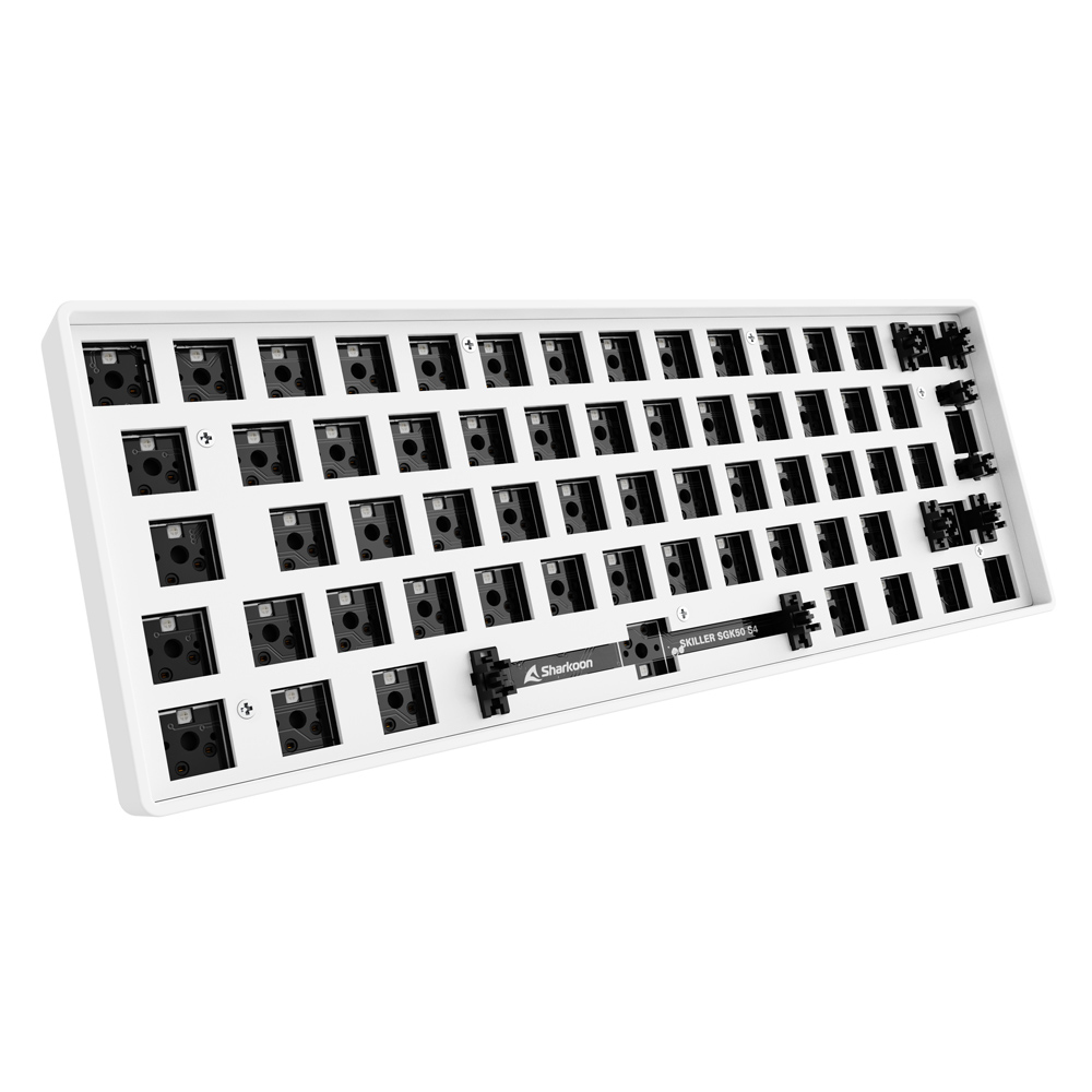 Weiße Tastaturbasis mit schwarzen Schaltersockeln. Sharkoon-Logo sichtbar.