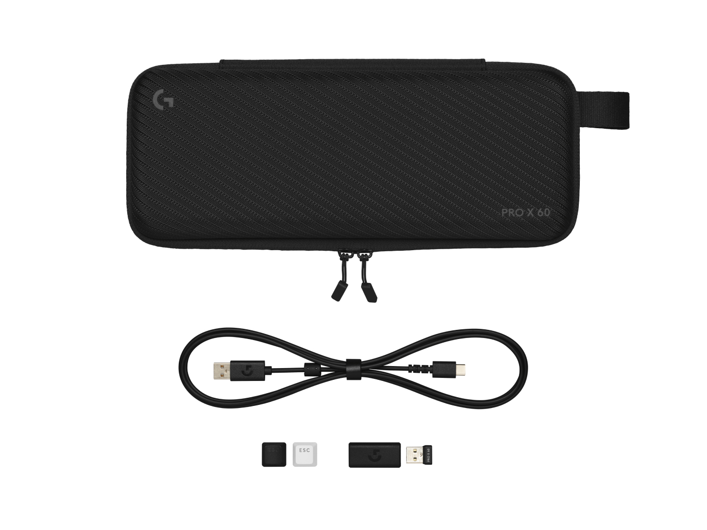 Czarny pokrowiec na klawiaturę Logitech Pro X 60 z akcesoriami na białym tle.