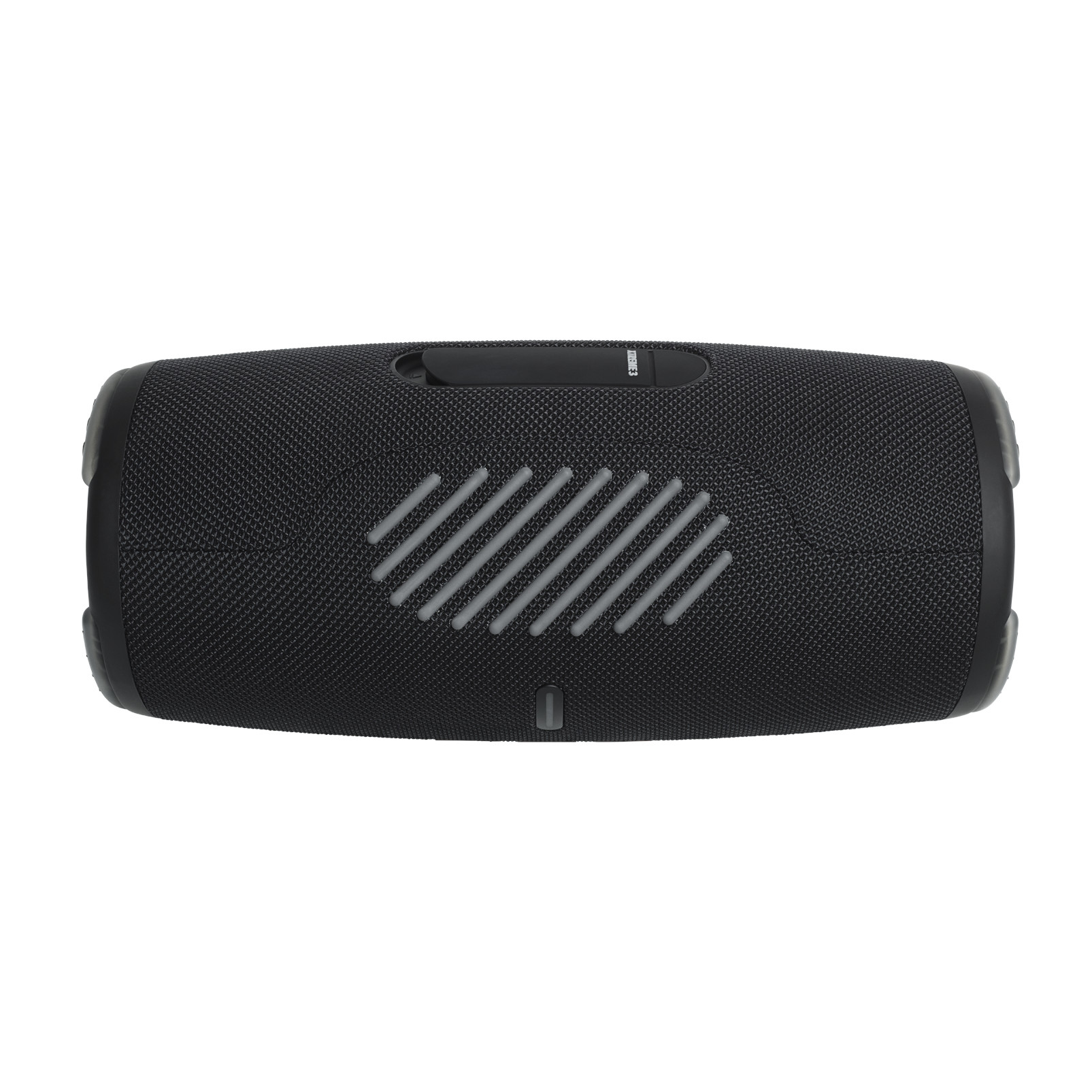 Altavoz JBL negro. El altavoz tiene una rejilla con un logotipo.
