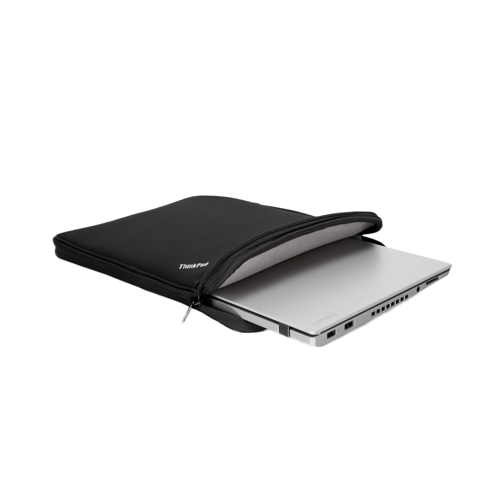 Custodia per laptop nera con laptop argentato parzialmente visibile e logo ThinkPad.