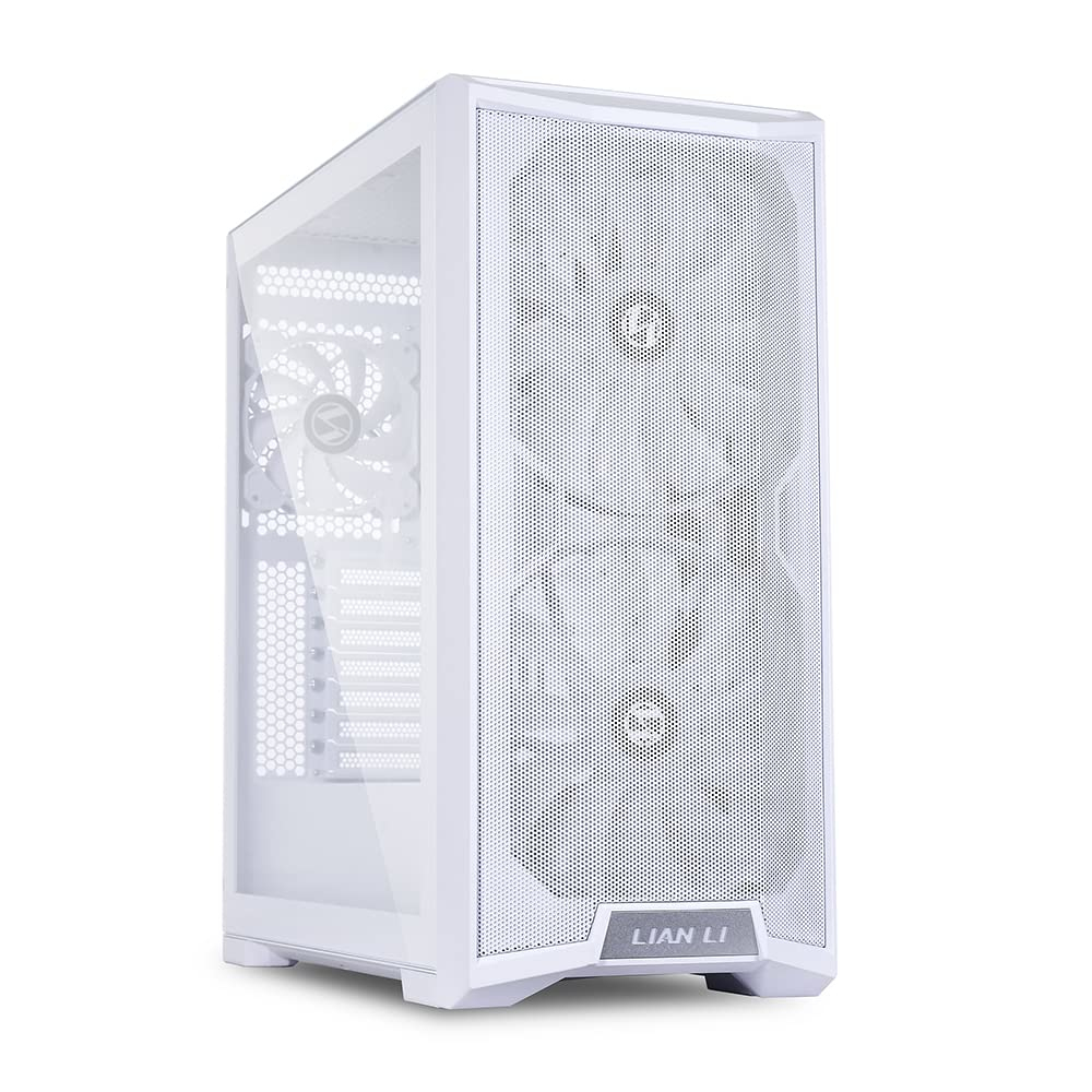 Ein weißes Computergehäuse mit einer Glas-Seitenwand. Es hat Mesh und das Lian Li Logo.