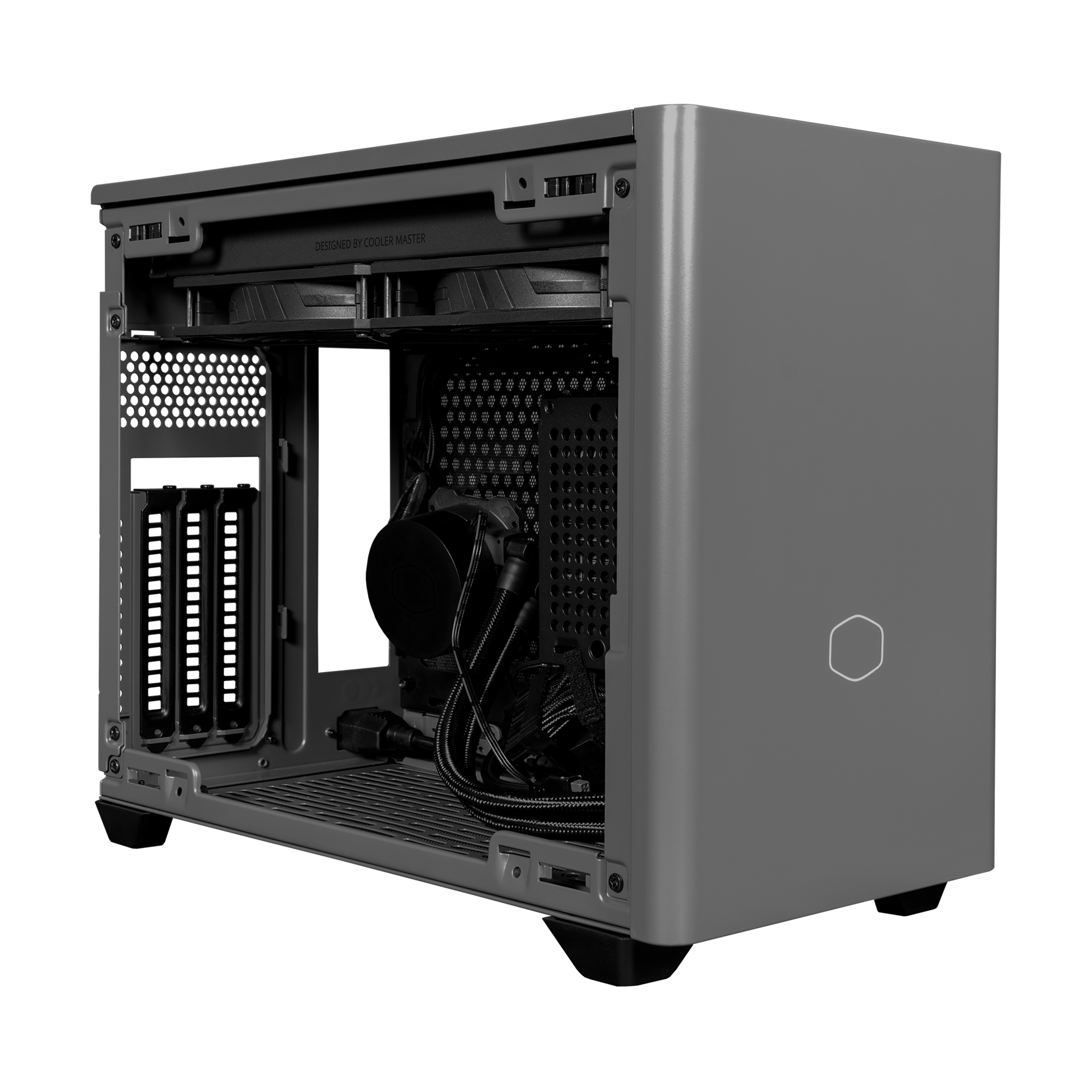 Grijze computerkast, gedeeltelijk open, met componenten erin. De kast heeft een zwart interieur.