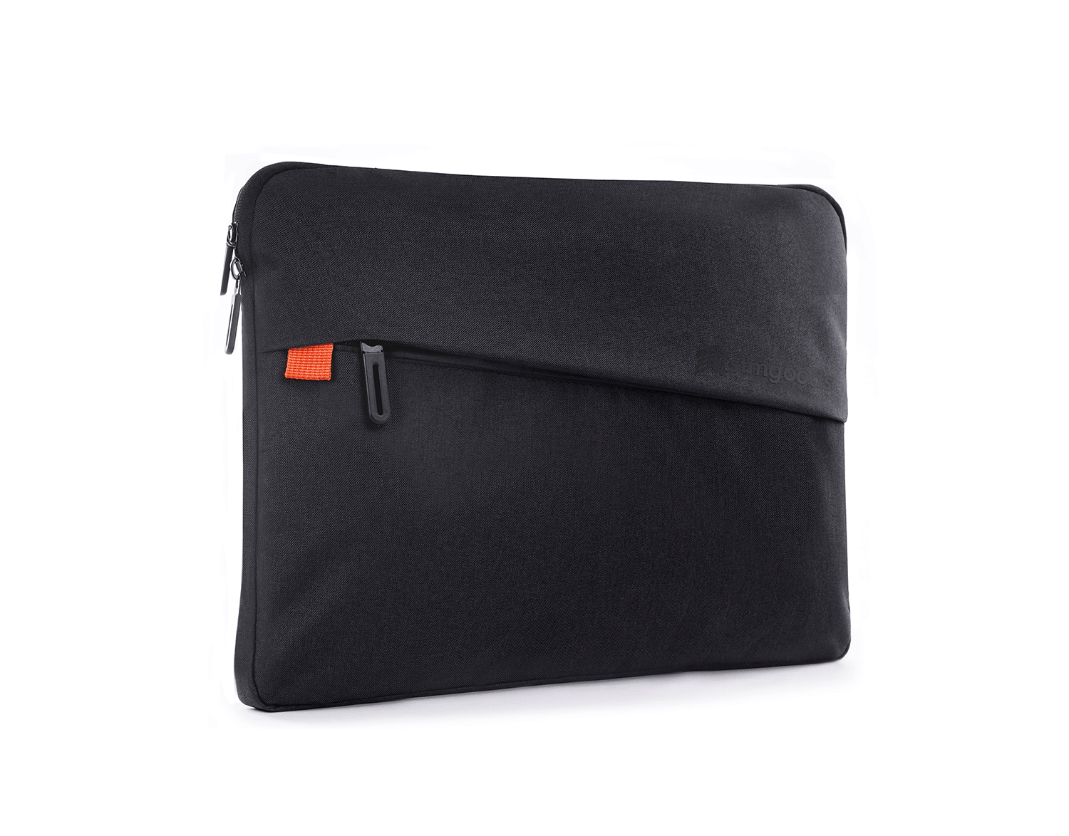 Schwarze Laptoptasche mit Reißverschluss und orangefarbenem Zugband auf weißem Grund.