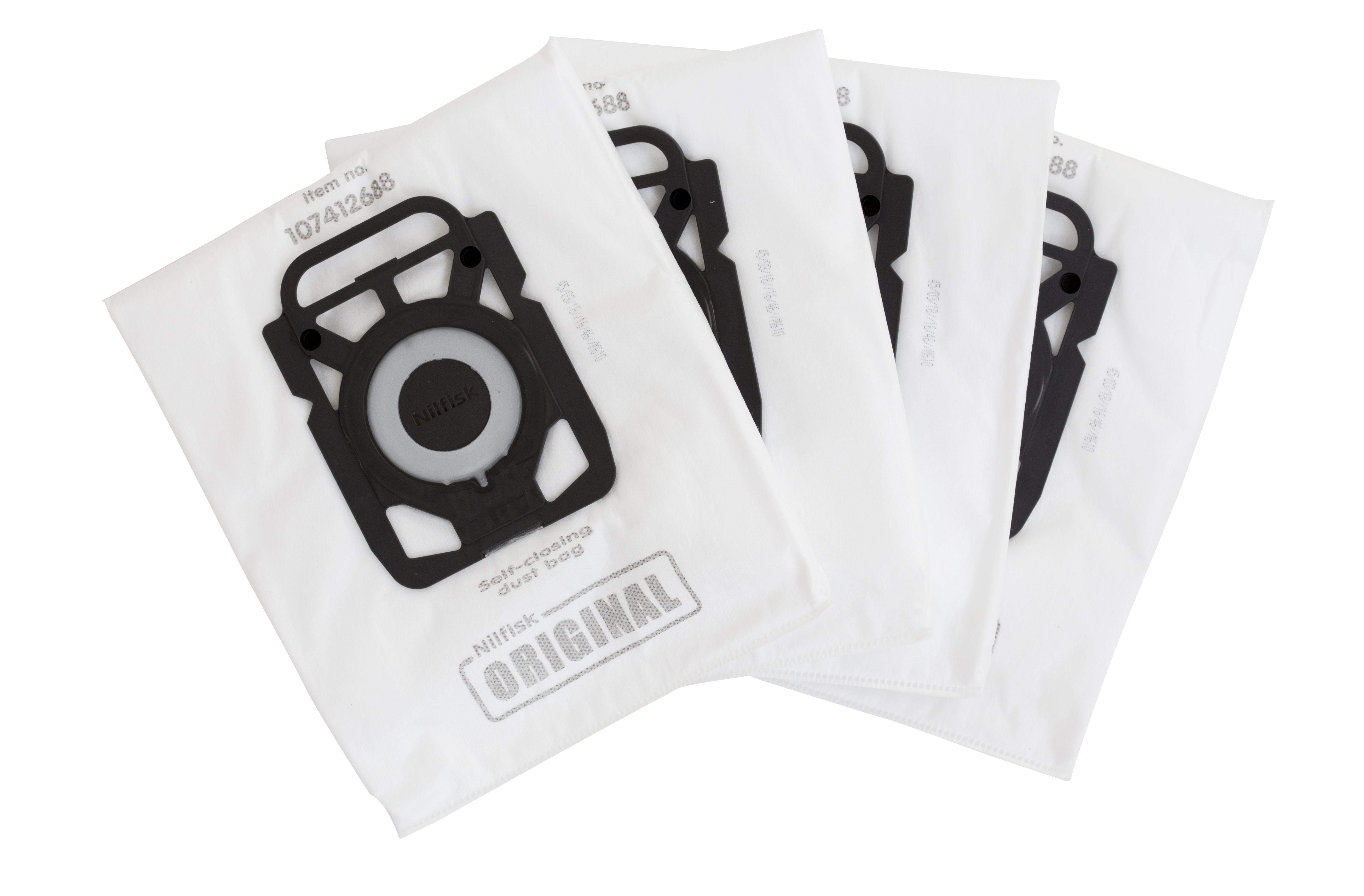 Cztery białe worki do odkurzacza ułożone na białej powierzchni.