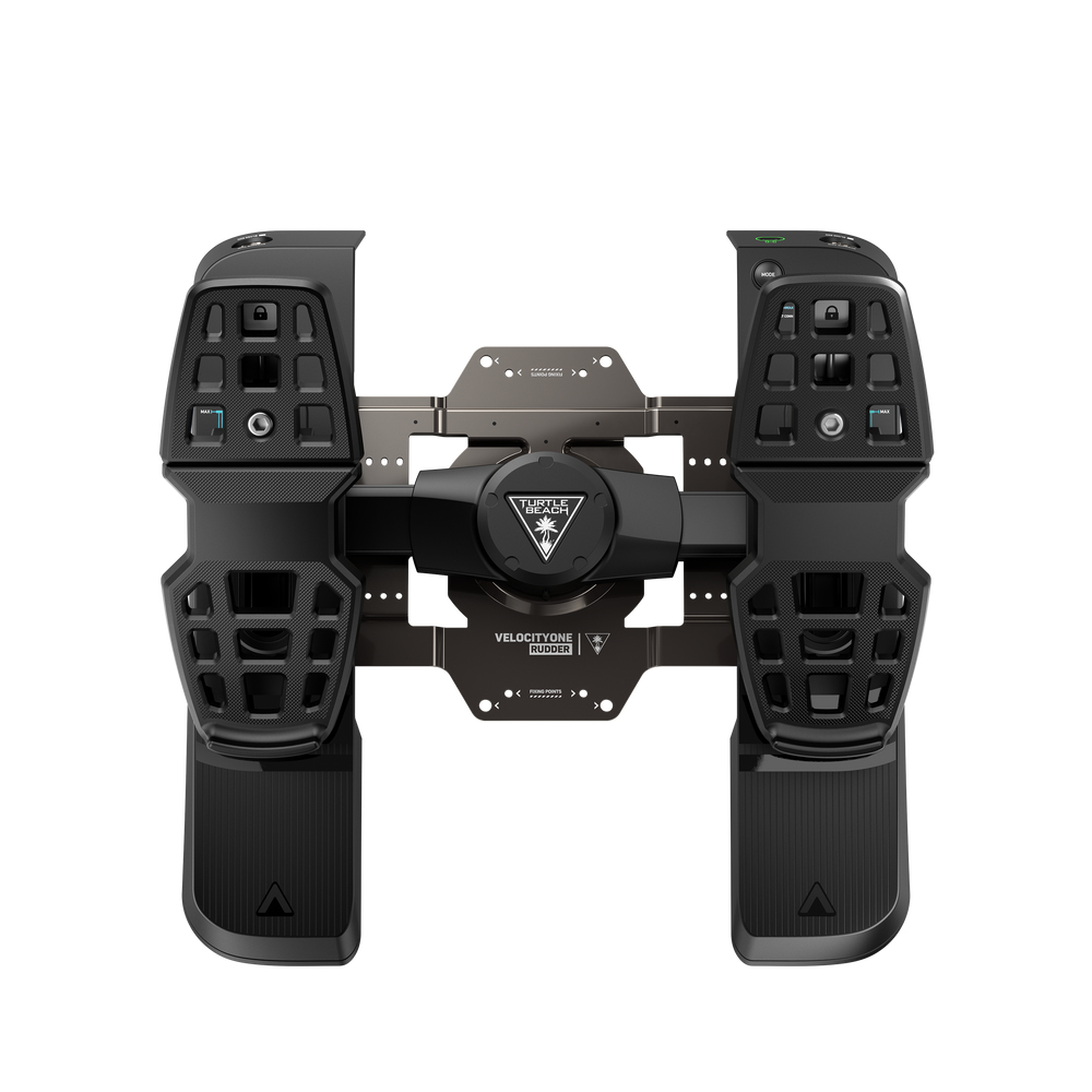 Controles de simulador de vuelo negro y plateado. Dos paneles laterales con botones. Panel central con logotipo.