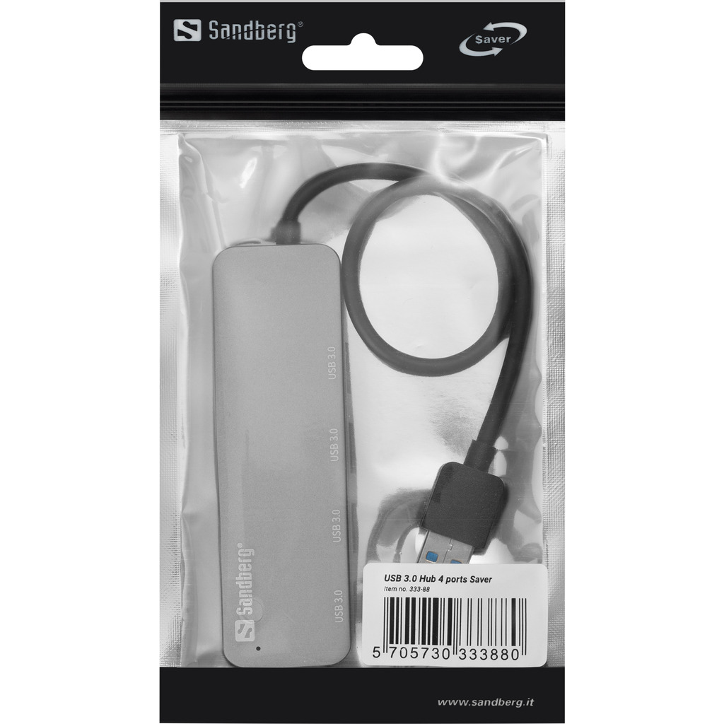 USB 3.0 Hub in einer Plastikverpackung. Der Hub ist silberfarben und hat ein schwarzes Kabel.