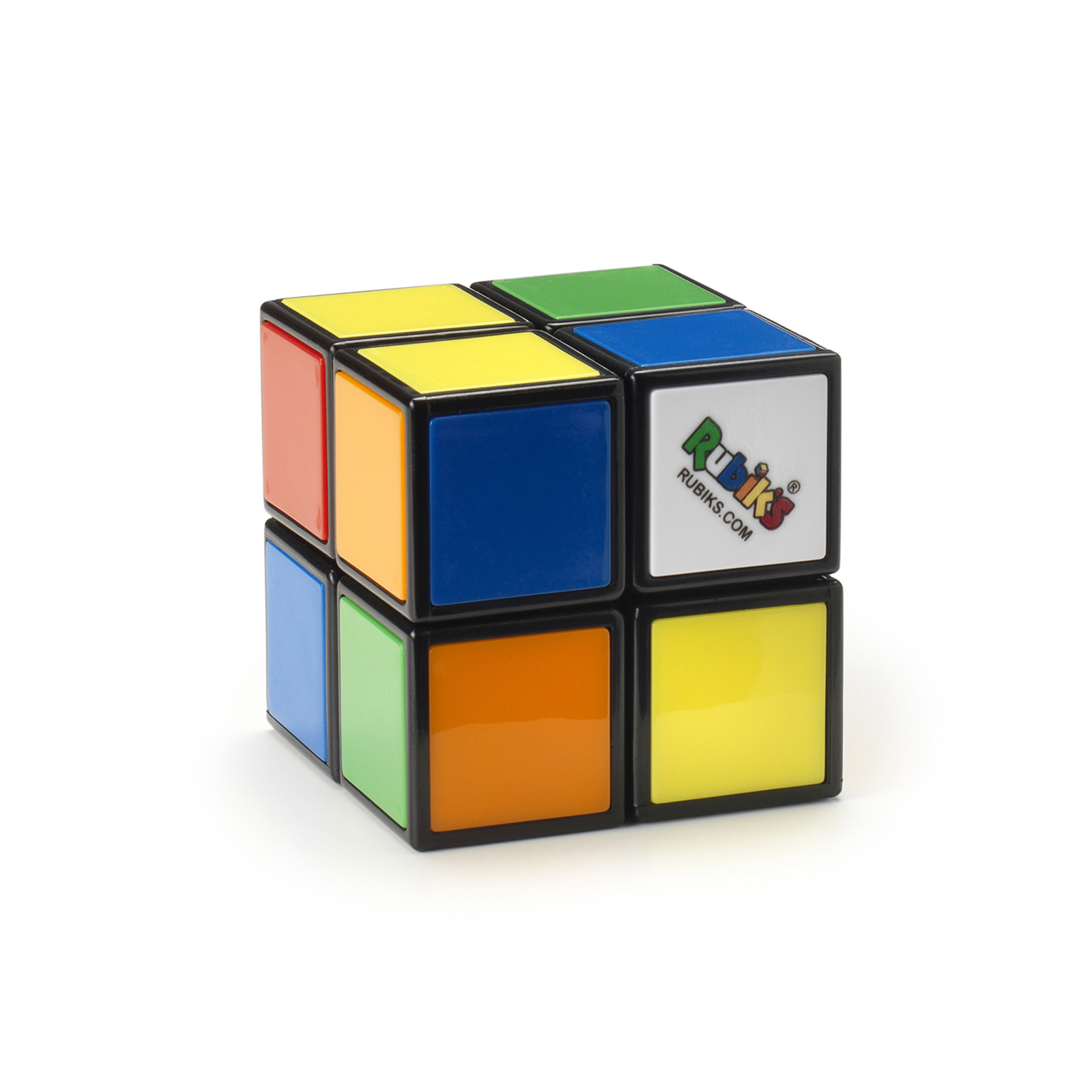 Un cubo di Rubik. Ha sei lati, ciascuno con un colore diverso. Il logo è sul lato bianco.
