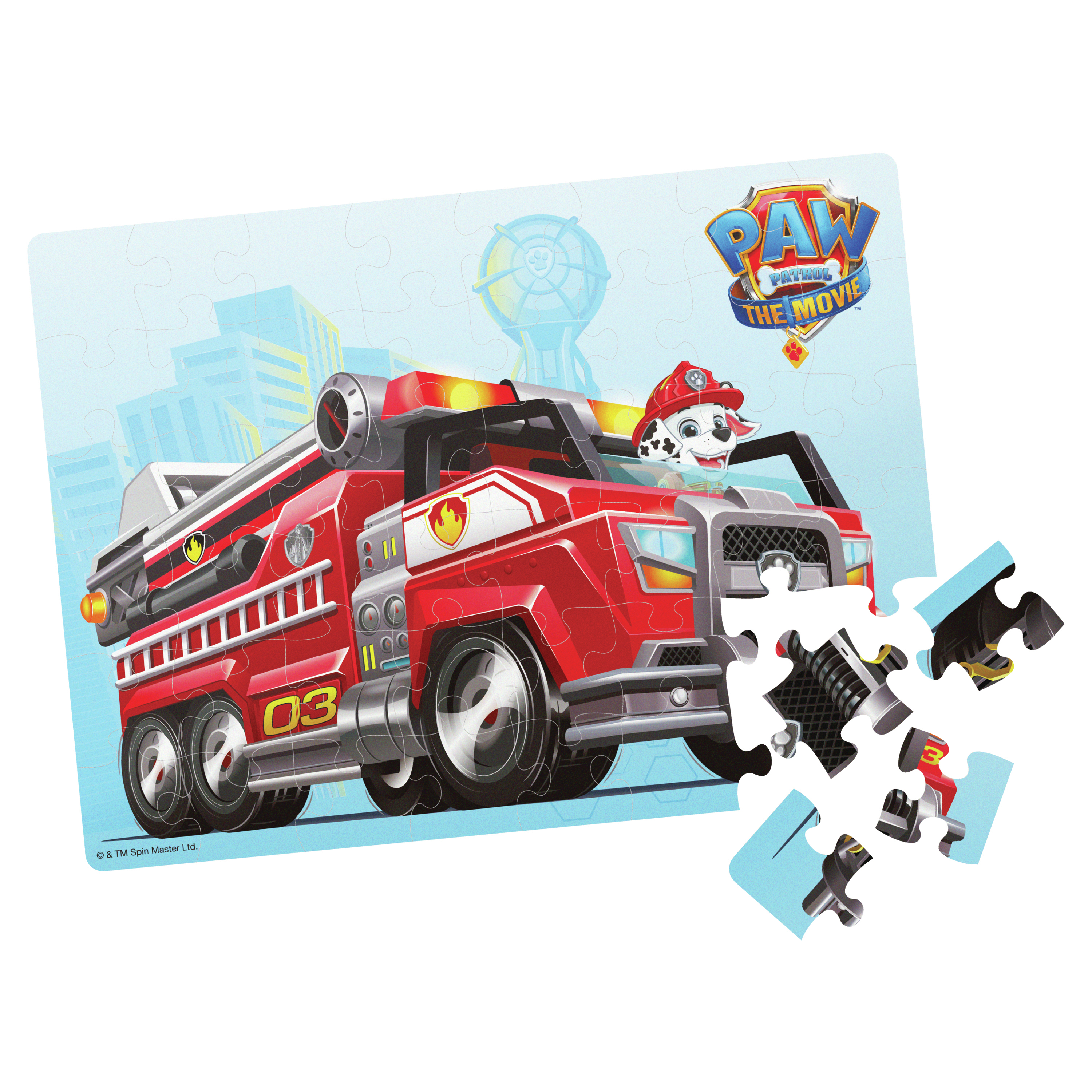 Puzzle eines Paw Patrol Feuerwehrautos. Einige Teile sind getrennt. Weißer Hintergrund.