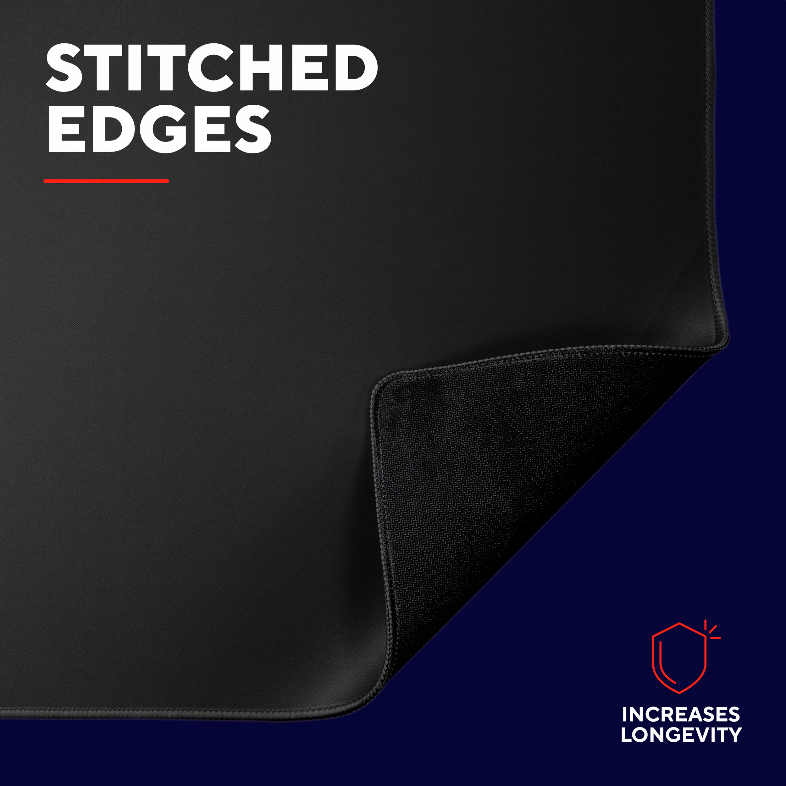 Czarna podkładka pod mysz z obszytymi krawędziami. Czerwona linia i napis 'STITCHED EDGES'. Ciemnoniebieskie tło.