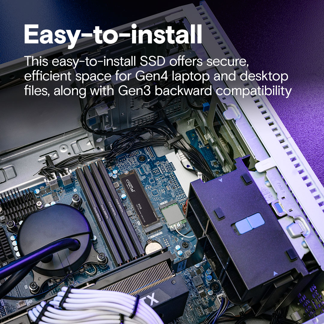 Wewnątrz komputera z procesorem i płytą główną. Tło jest ciemnoniebieskie.