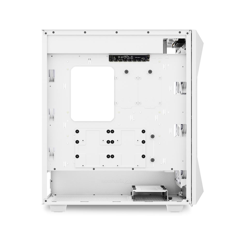 Interno del case del computer bianco, vista posteriore. Mostra il telaio aperto con punti di montaggio e ritagli per i componenti.