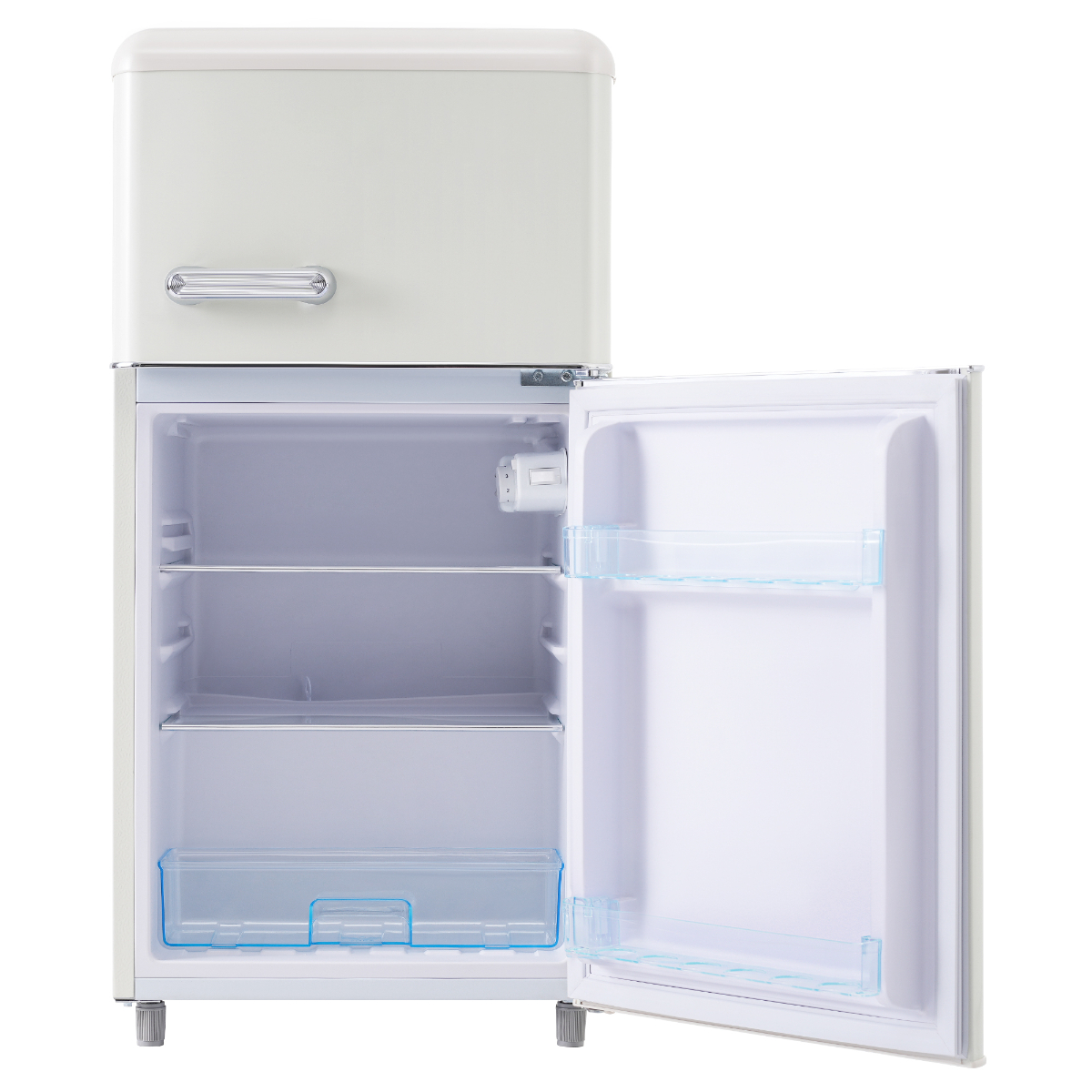Ein cremefarbener Kühlschrank im Retro-Stil mit offener Tür, Regalen und einer Schublade.