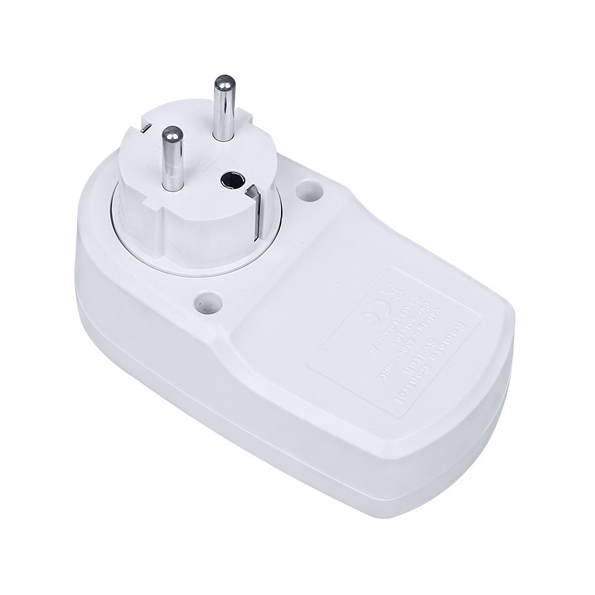 Ein weißer, dreipoliger Steckdosenadapter mit kleinem rechteckigem Sockel.
