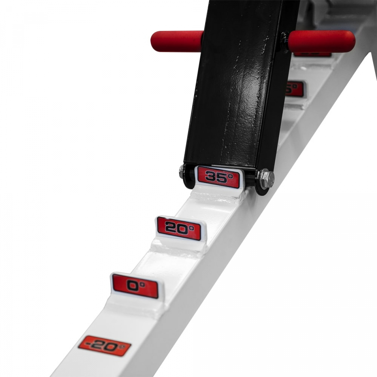 Close-up of the adjustable angle on a weight bench. Red labels show angle degrees 0, 20, and 35.