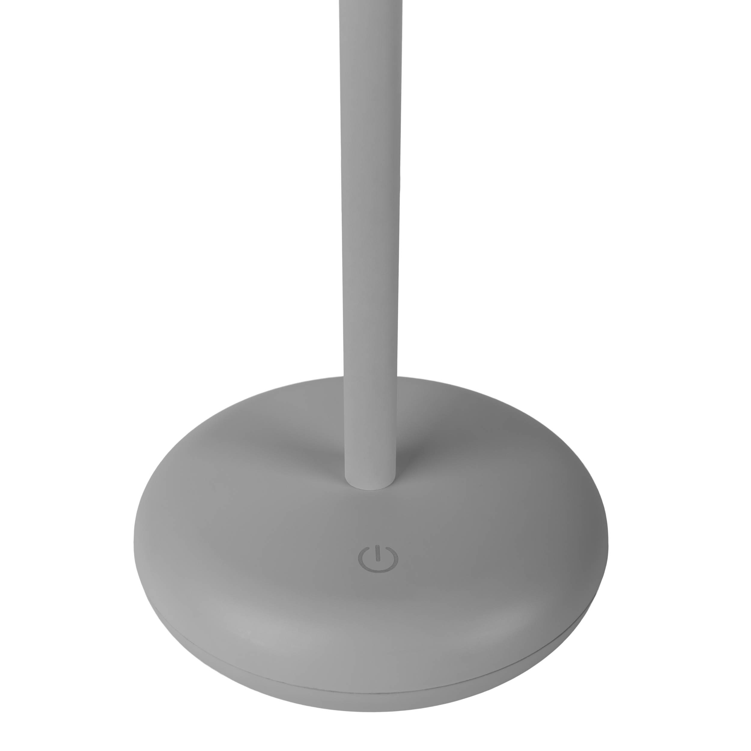 Eine graue Lampe mit einem Ein-/Ausschalter am Sockel, vor weißem Hintergrund.