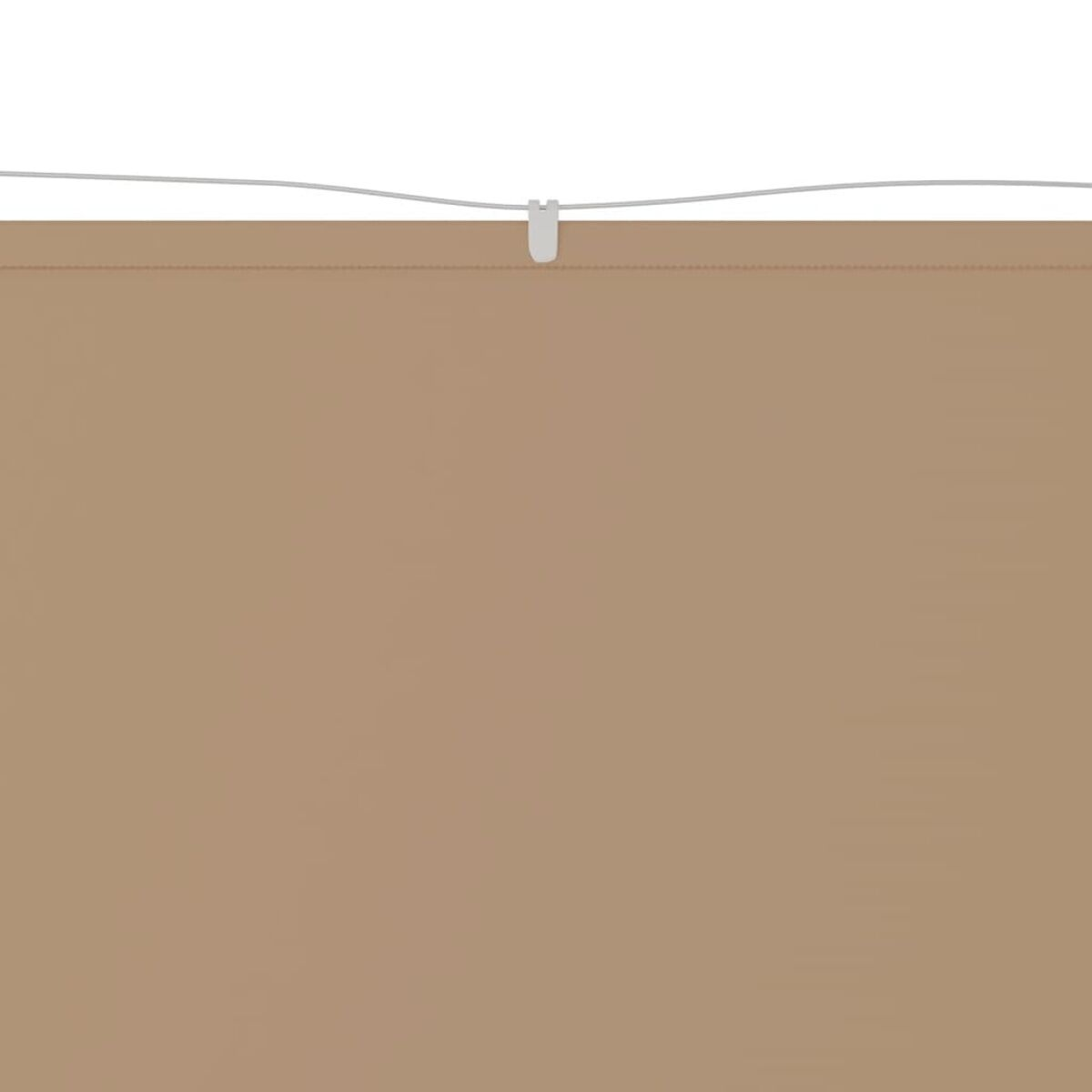Ein brauner Papierhintergrund mit Draht und Clip oben befestigt.