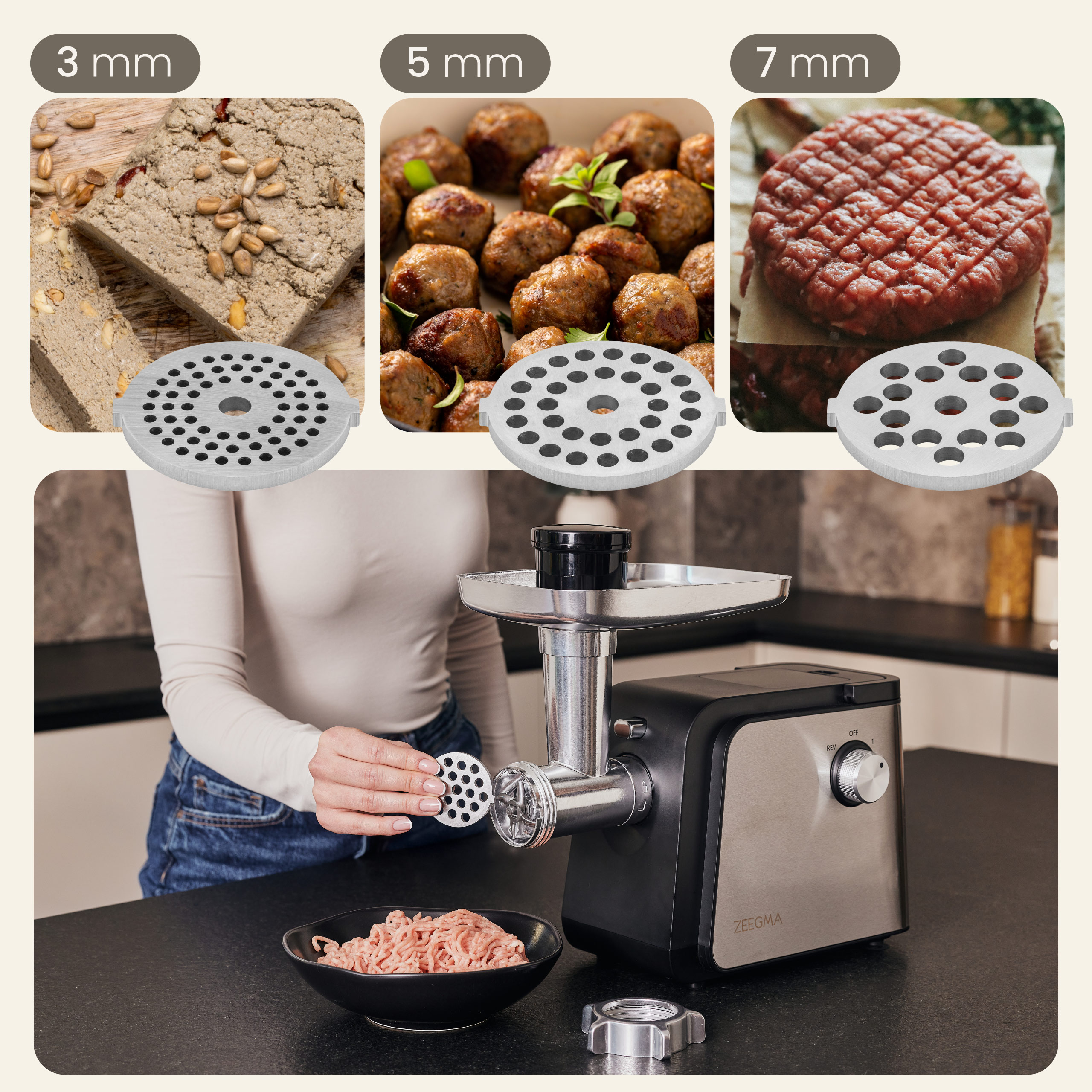 Maszynka do mięsa z różnymi płytami mielącymi i próbkami mielonego mięsa.