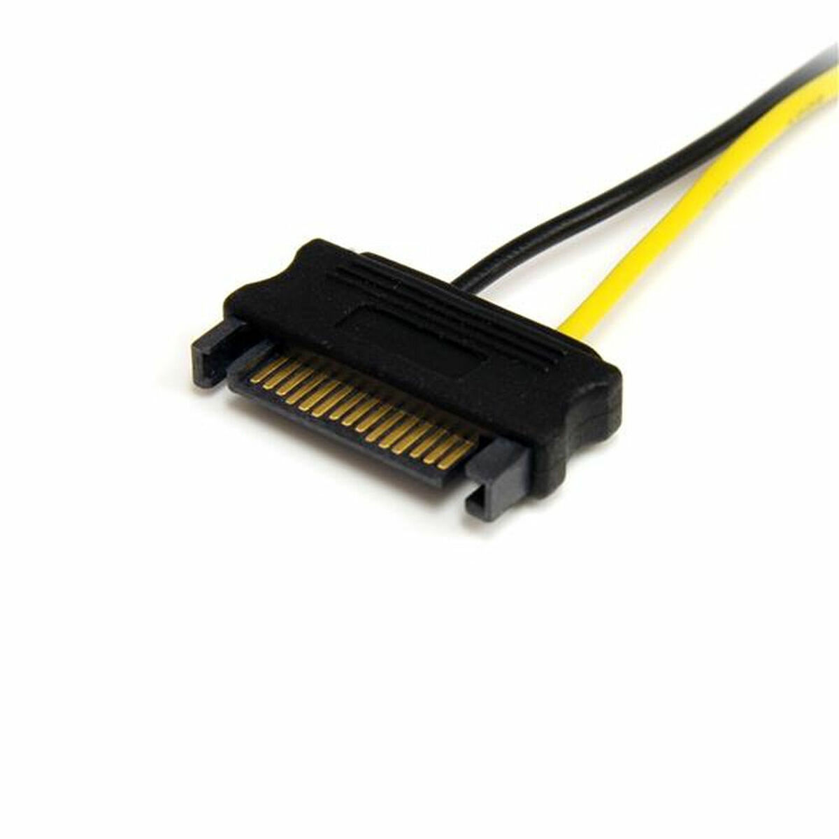 Cable conector SATA negro con cables amarillos y negros. Fondo blanco.