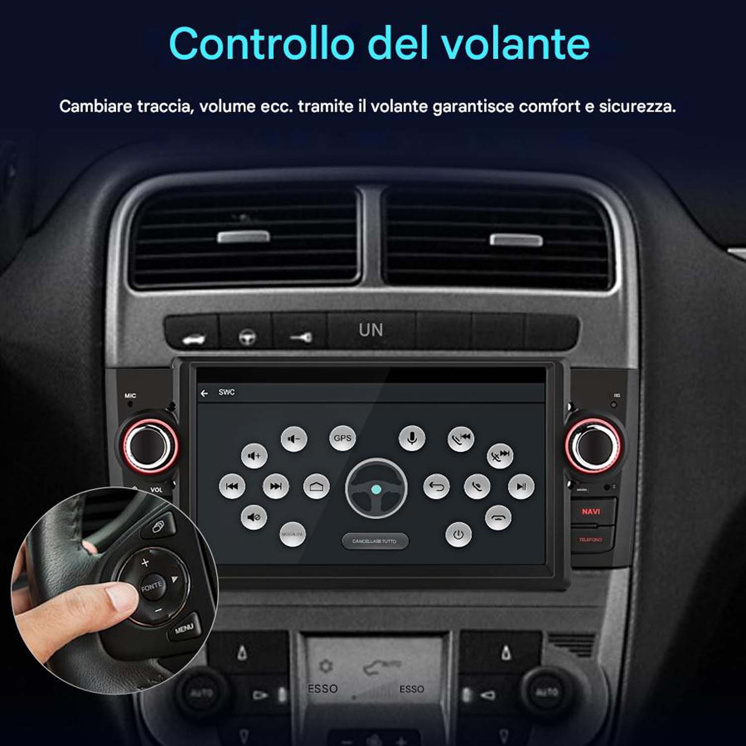 Schermo del sistema multimediale dell'auto. Una mano interagisce con i comandi al volante, evidenziando le funzioni.