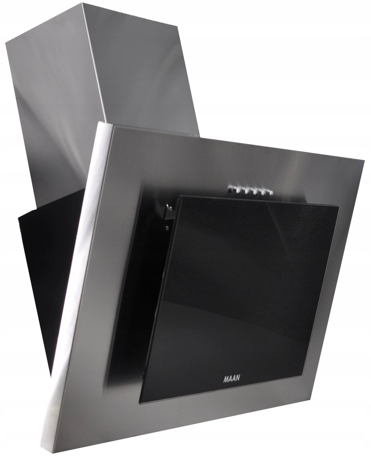 Nowoczesny okap ze stali nierdzewnej z czarnym szklanym panelem przednim. Widoczna nazwa marki "MAAN". Tło białe.