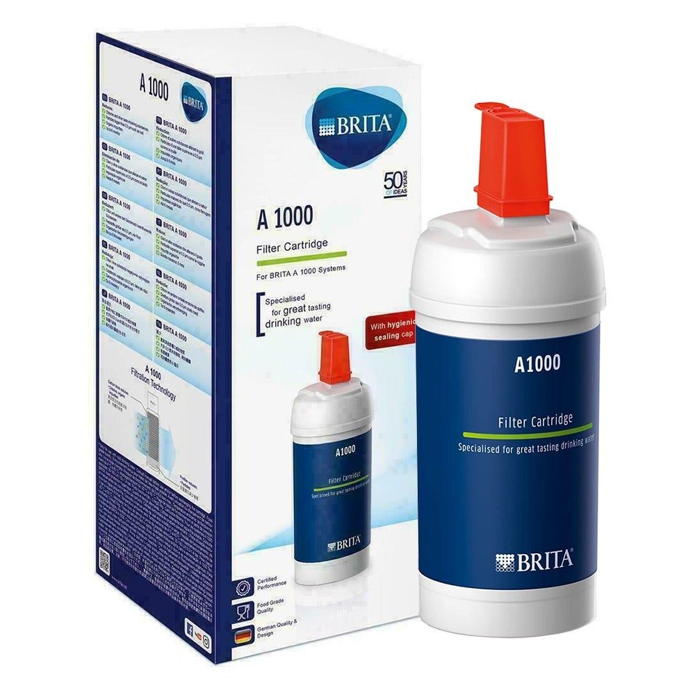 Brita A 1000 Wasserfilterkartusche und Box auf weißem Hintergrund.