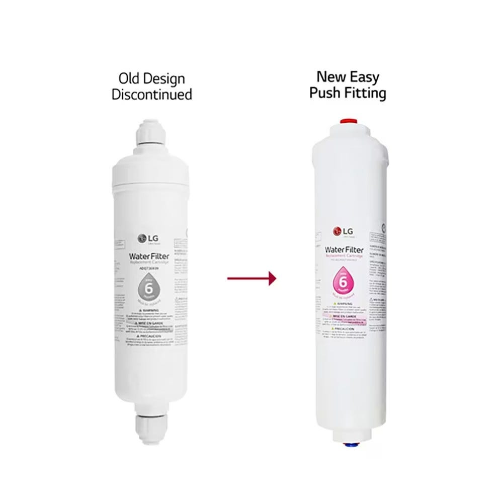 Zwei weiße Wasserfilter. Einer ist mit 'Altes Design eingestellt' und der andere mit 'Neuer einfacher Push-Anschluss' gekennzeichnet.