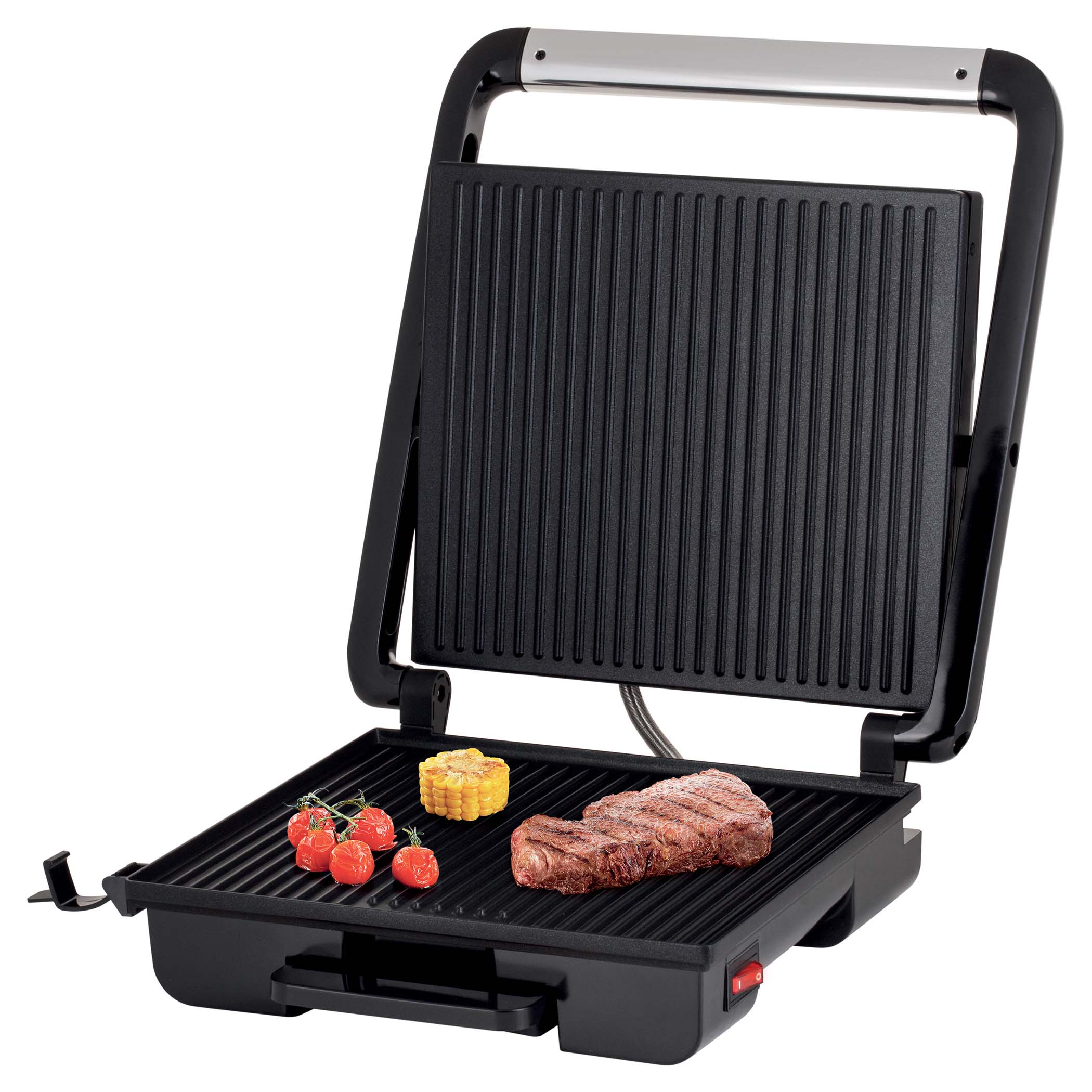 Ein offener schwarzer Grill mit Steak, Mais und Tomaten, die darin kochen, auf weißem Hintergrund.