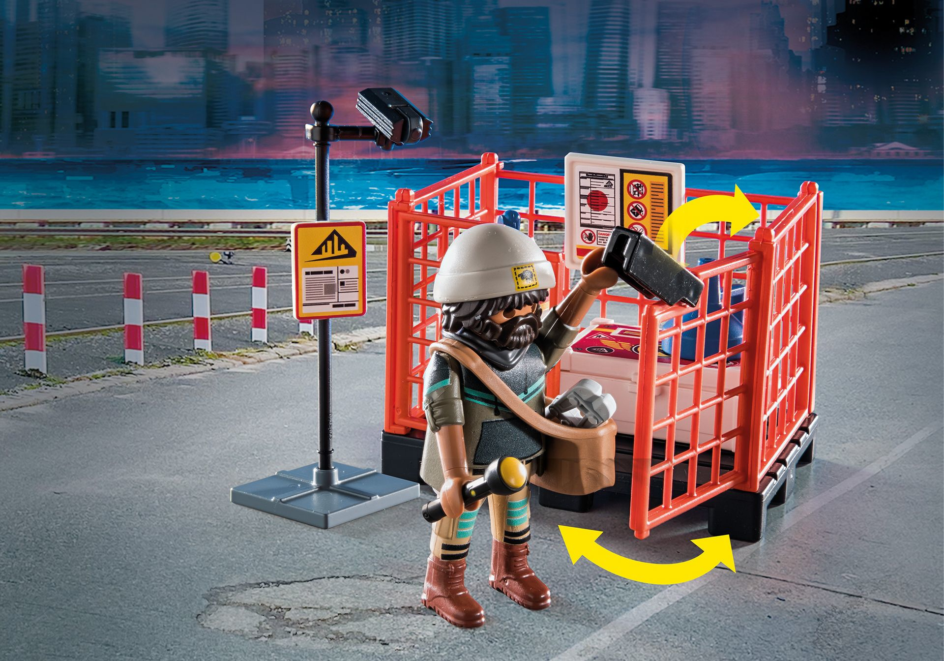 Bauarbeiter baut eine Barriere auf, Stadt im Hintergrund, Playmobil Szene.