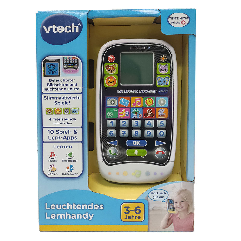 Ein Spielzeugtelefon in einer Schachtel mit einem jungen Mädchen, das ein Telefon hält. Die Box zeigt Text.