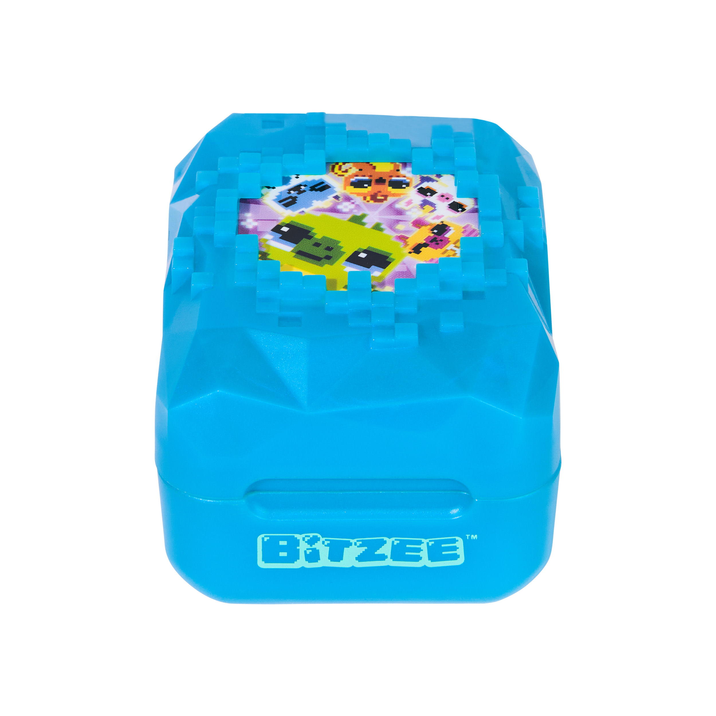 Un giocattolo Bitzee blu. Ha un design pixelato sulla parte superiore, con un logo nella parte inferiore.