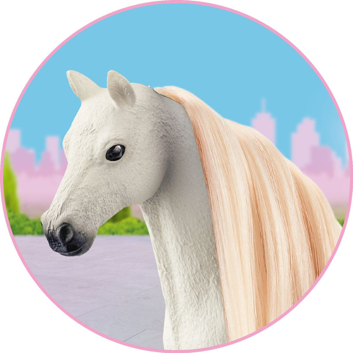 Un cheval jouet blanc avec une crinière blonde, à l'intérieur d'un cercle rose.