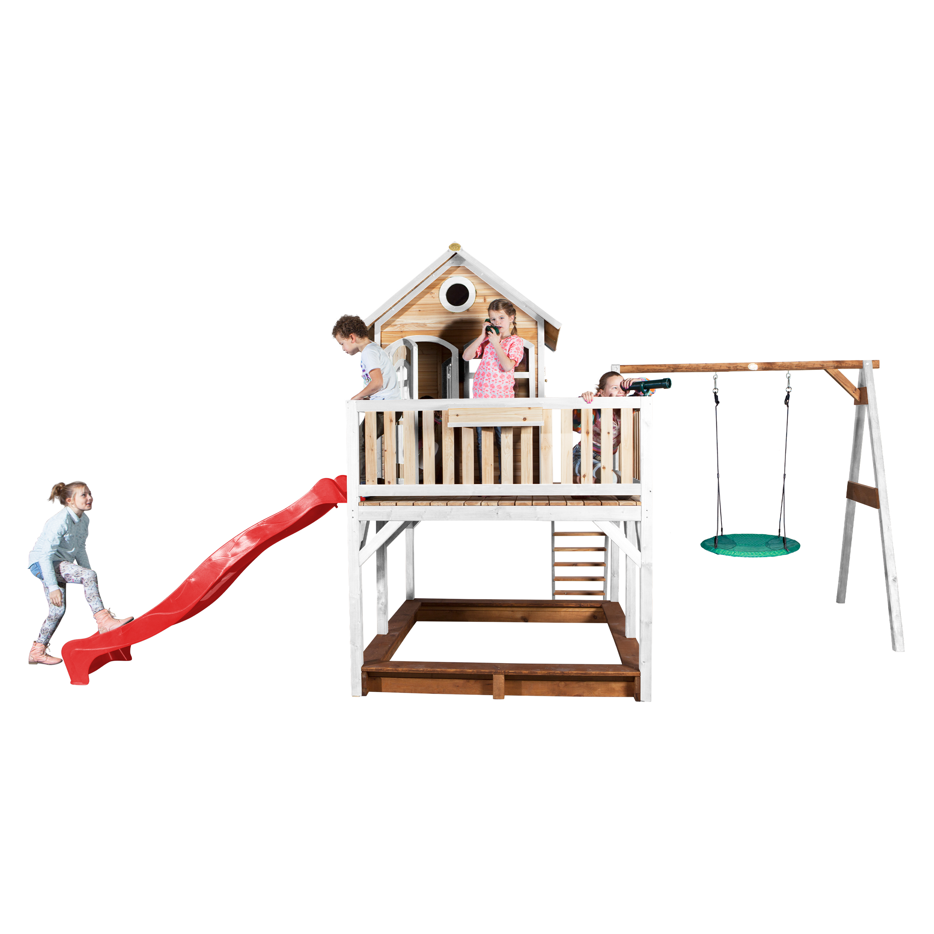 Ein hölzernes Spielset mit Rutsche, Schaukeln und einem kleinen Haus. Kinder spielen.