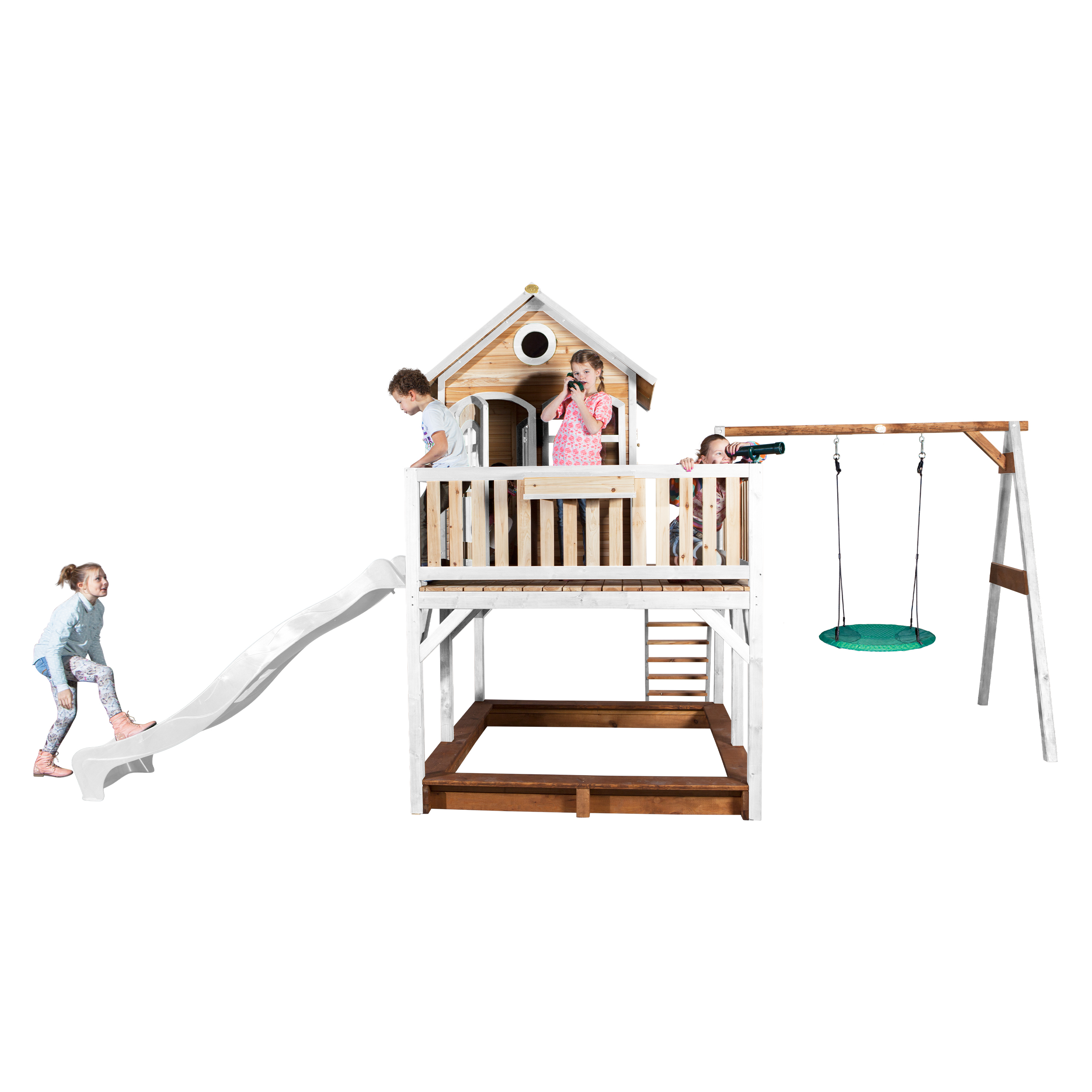 Spielstruktur mit Haus, Rutsche und Schaukel. Kinder spielen darauf.