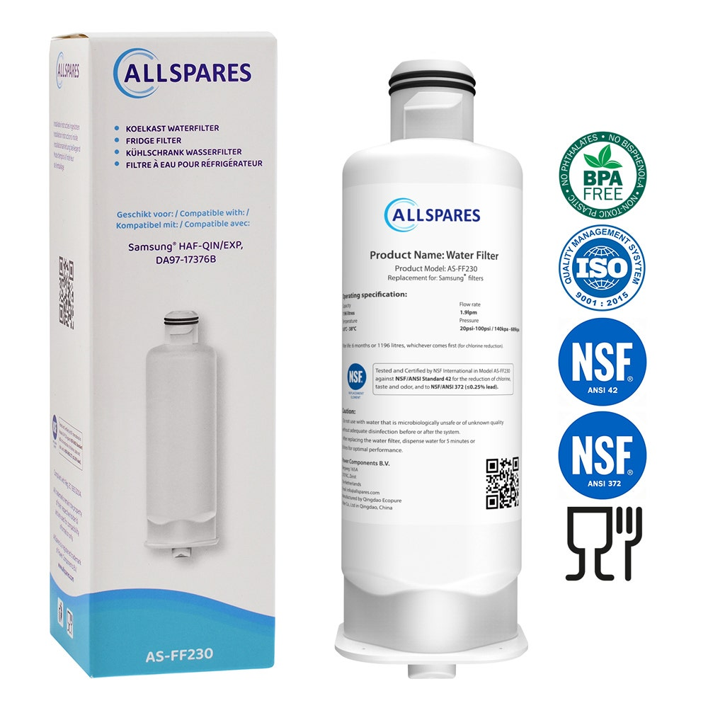 Weißer Wasserfilter mit Box. Text auf der Box: KOELKAST WATERFILTER, FRIDGE FILTER usw. Produkt AS-FF230.