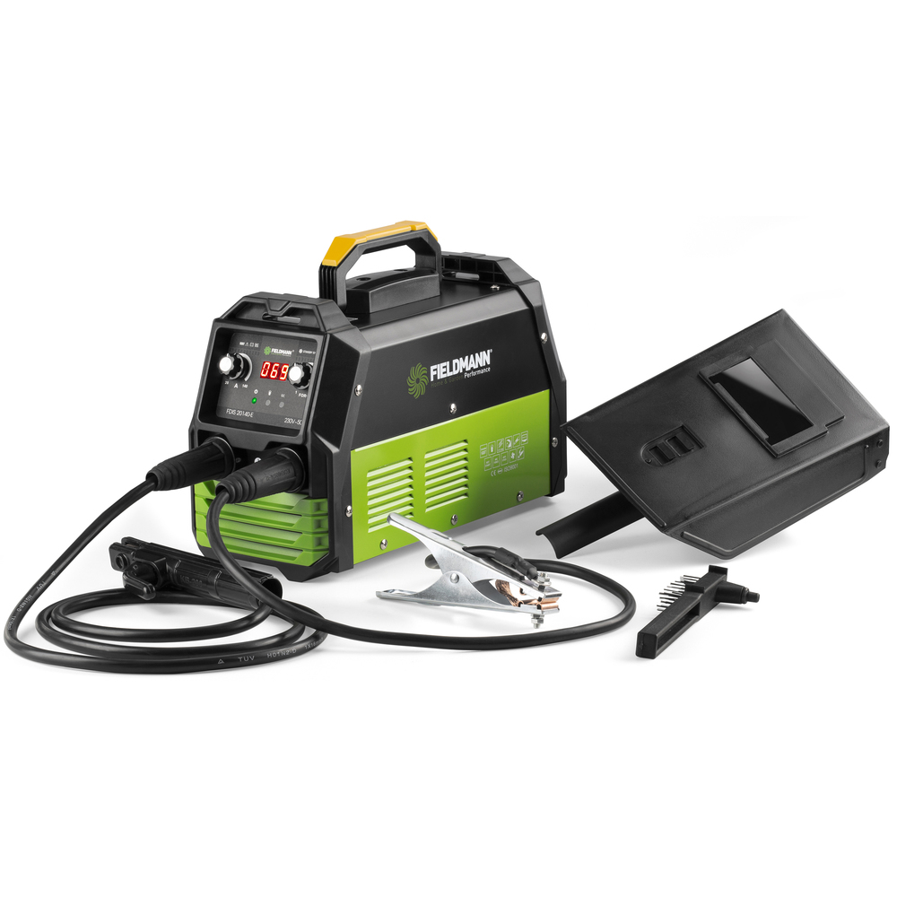 Zielona i czarna spawarka z akcesoriami na białym tle. Zawiera uchwyt i wyświetlacz cyfrowy.