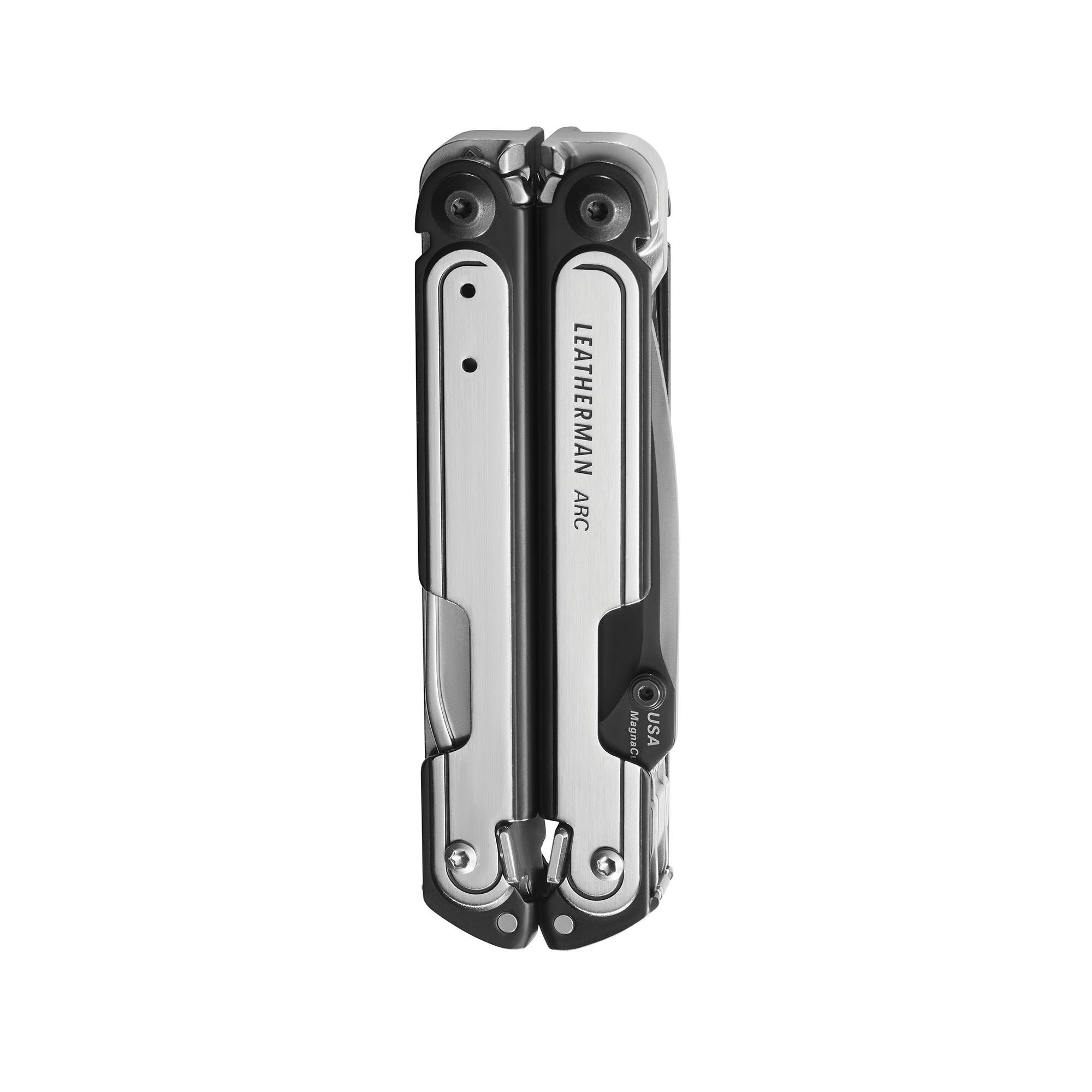 Zamknięte narzędzie wielofunkcyjne, srebrno-czarne, z białym napisem 'LEATHERMAN ARC' z boku.